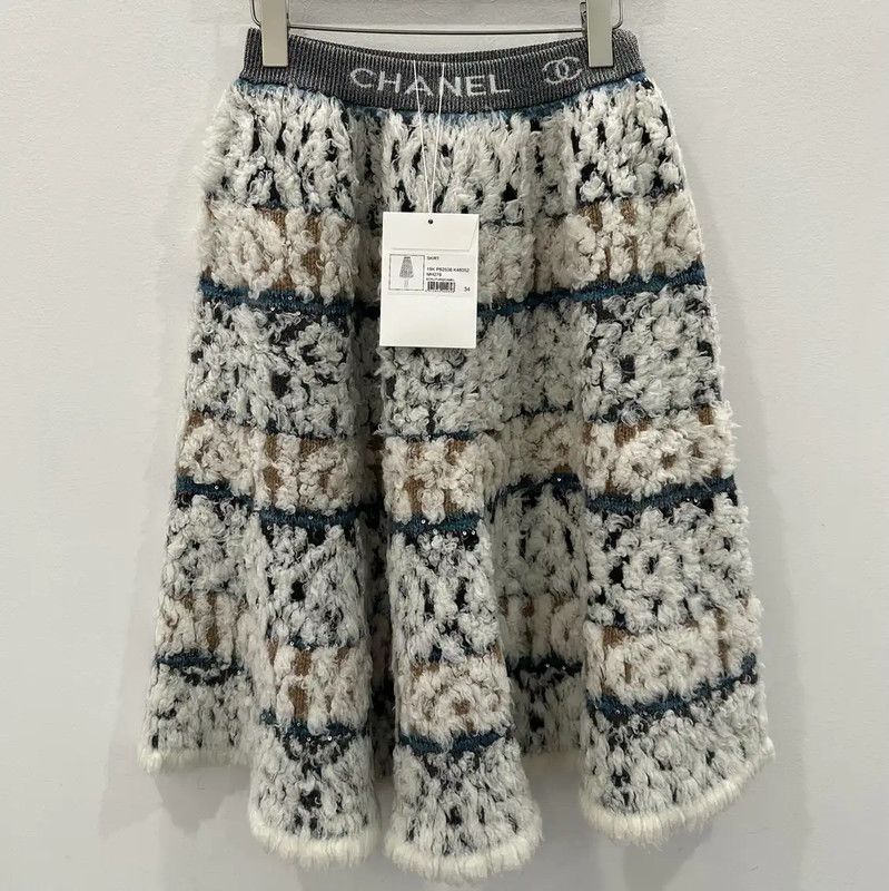 Chanel Chanel Women's White Wool Skirt 0089 Size 22" - 1 Thumbnail