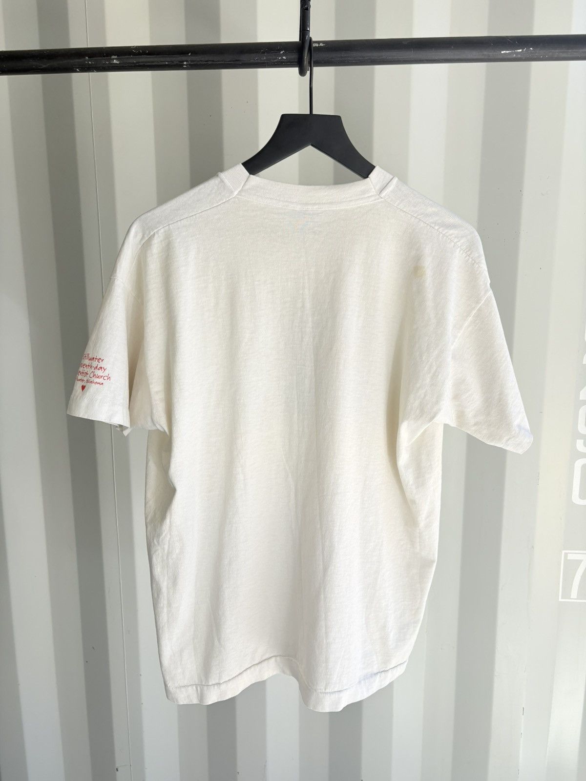 Vintage Vintage Jesus God Loves Me Shirt Faded Distressed GRUNGE Size US XL / EU 56 / 4 - 5 Thumbnail