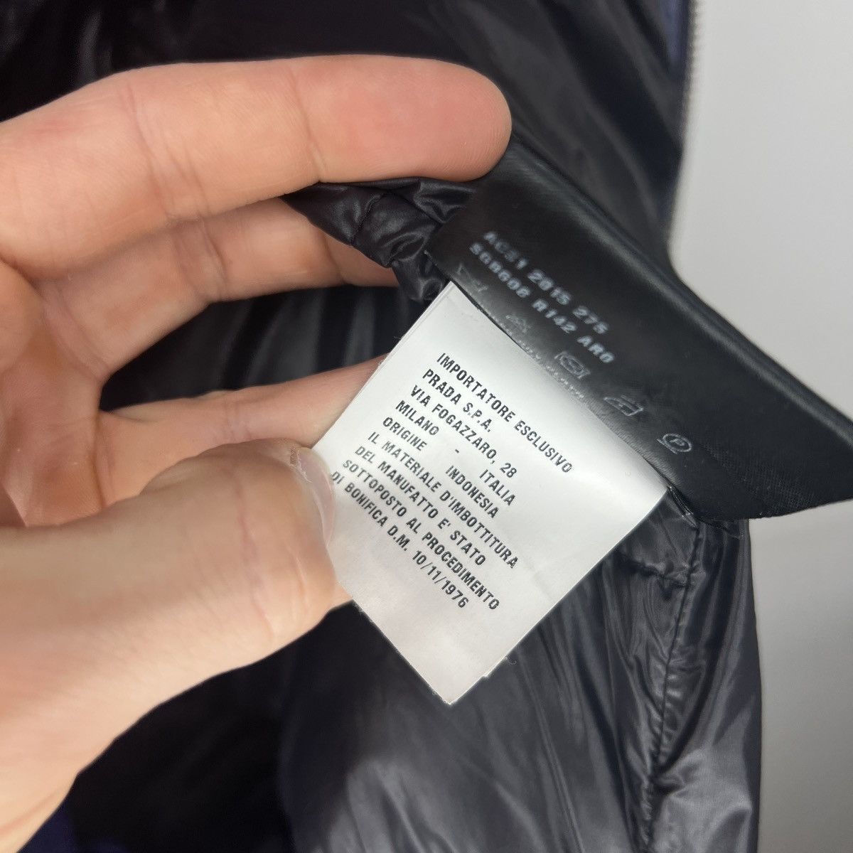 Prada Rare Prada Moto Nylon Plain Logo Down Jacket Puffer (SGB608) Size US L / EU 52-54 / 3 - 18 Thumbnail