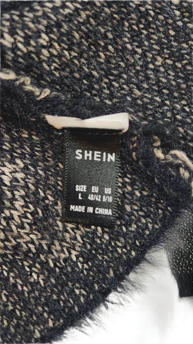 Shein SHEIN Eyelash Knit Skull Jacquard Cropped Pullover Boxy L Size L / US 10 / IT 46 - 7 Thumbnail