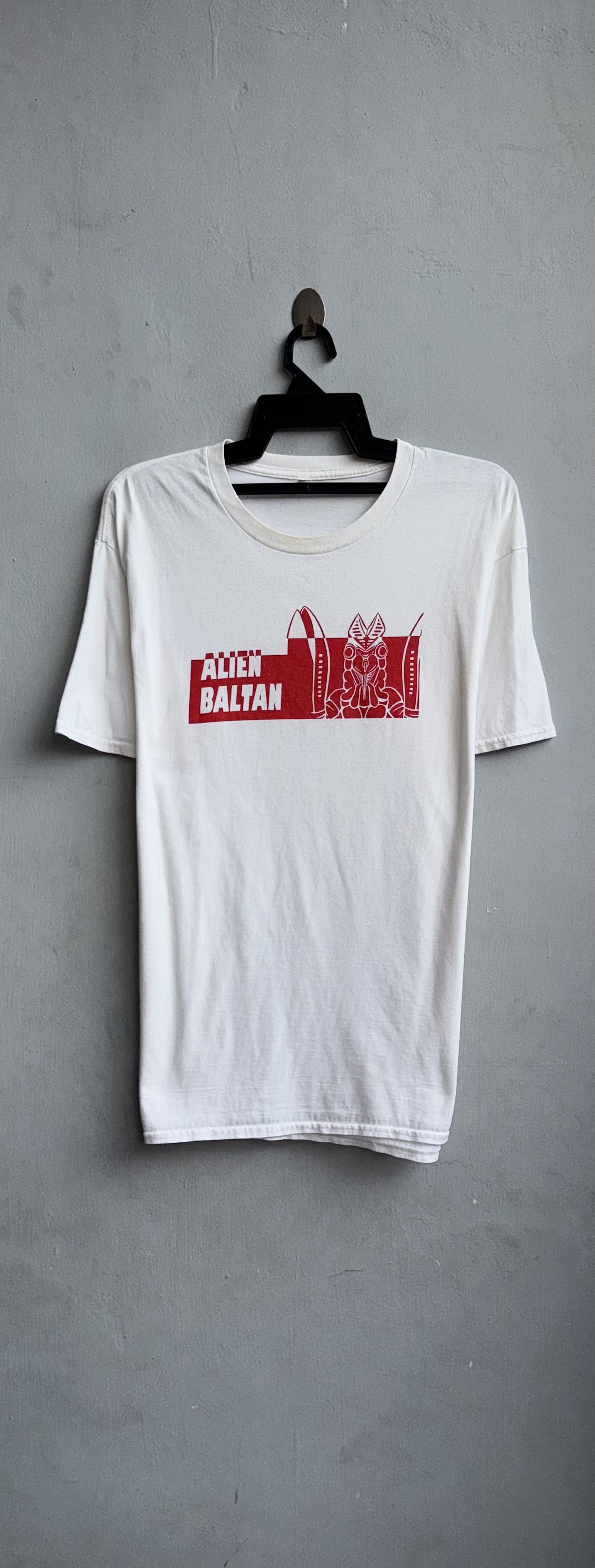 Anime × Japanese Brand Alien Baltan Ultraman Tee Size US L / EU 52-54 / 3 - 1 Thumbnail