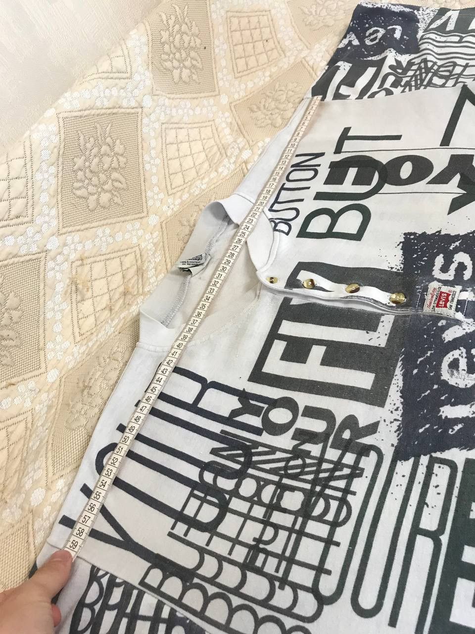 Levi's 🔥 Levi’s 501 All Over Print Vintage USA T Shirt 90s Size US XL / EU 56 / 4 - 16 Thumbnail