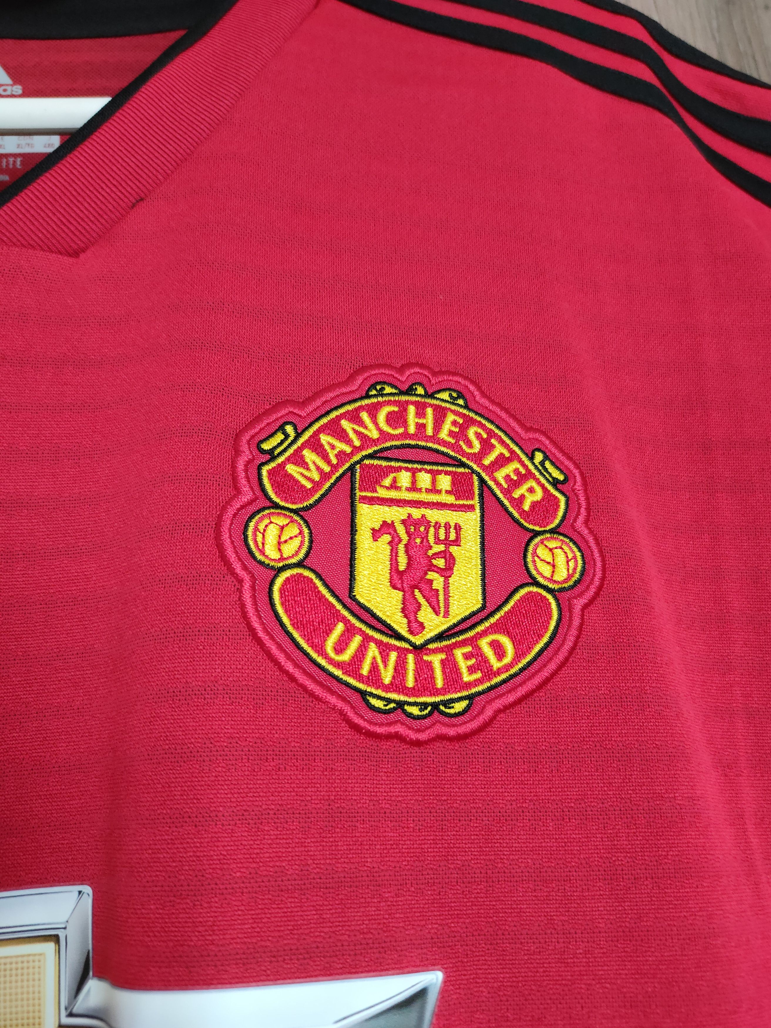 Adidas Adidas Manchester United Soccer Jersey James Football TShirt Size US XL / EU 56 / 4 - 8 Thumbnail