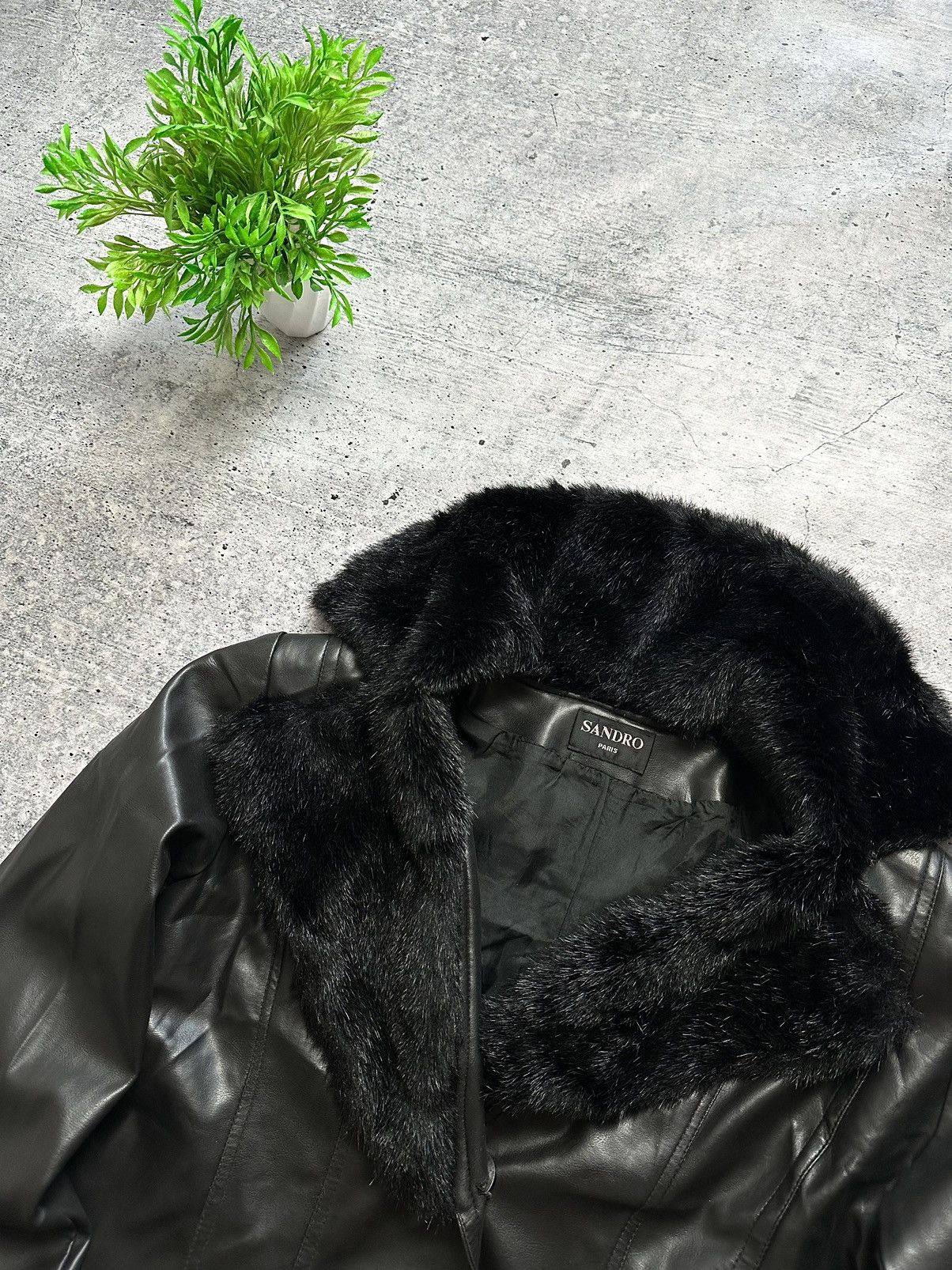 Sandro Vintage 90s Sandro Paris Faux Fur PVC Leather Jacket Size M / US 6-8 / IT 42-44 - 3 Thumbnail