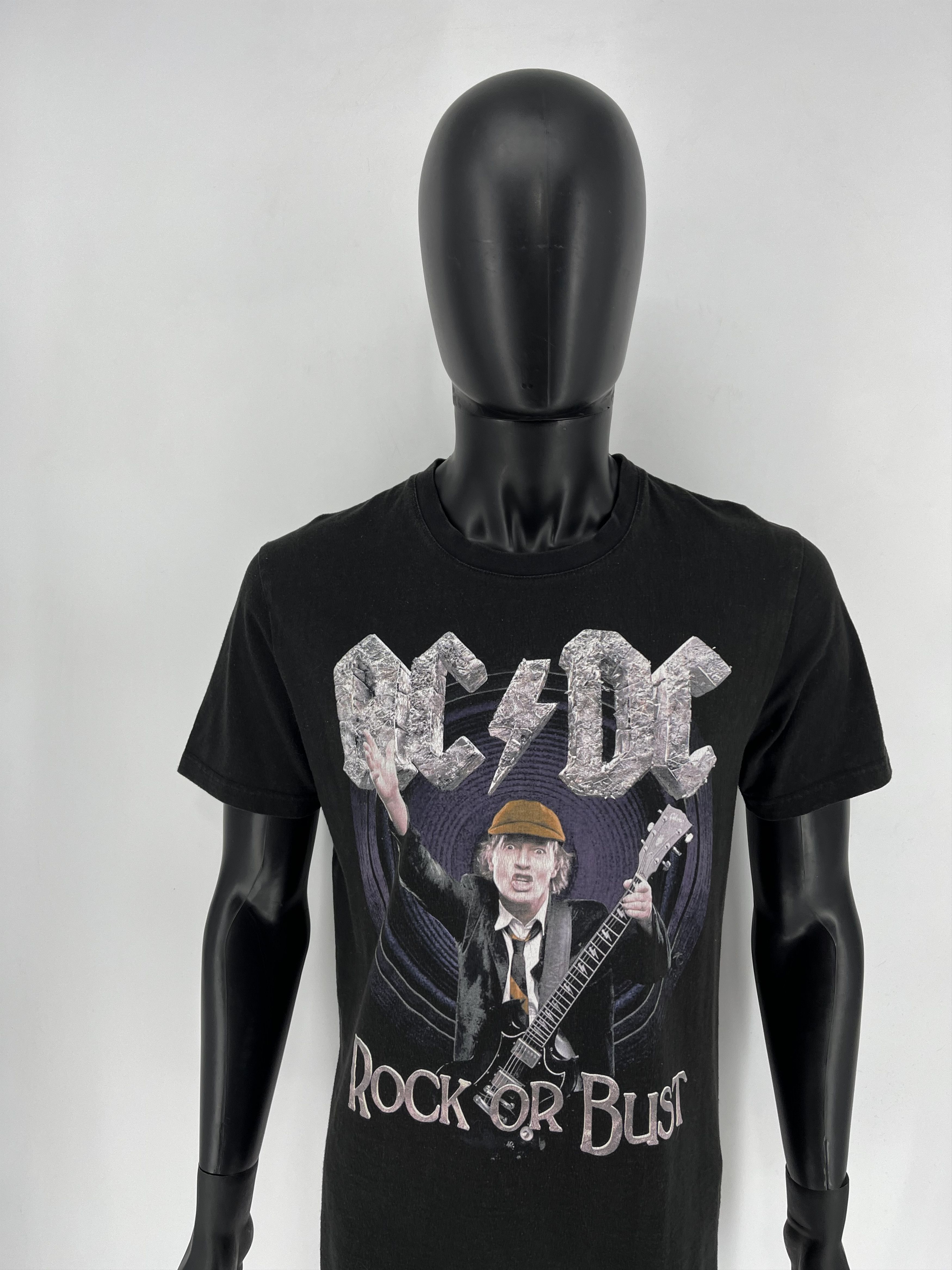 Band Tees Vintage Y2K AC/DC Band Rock Tour Tee Streetwear Style Size US M / EU 48-50 / 2 - 6 Thumbnail