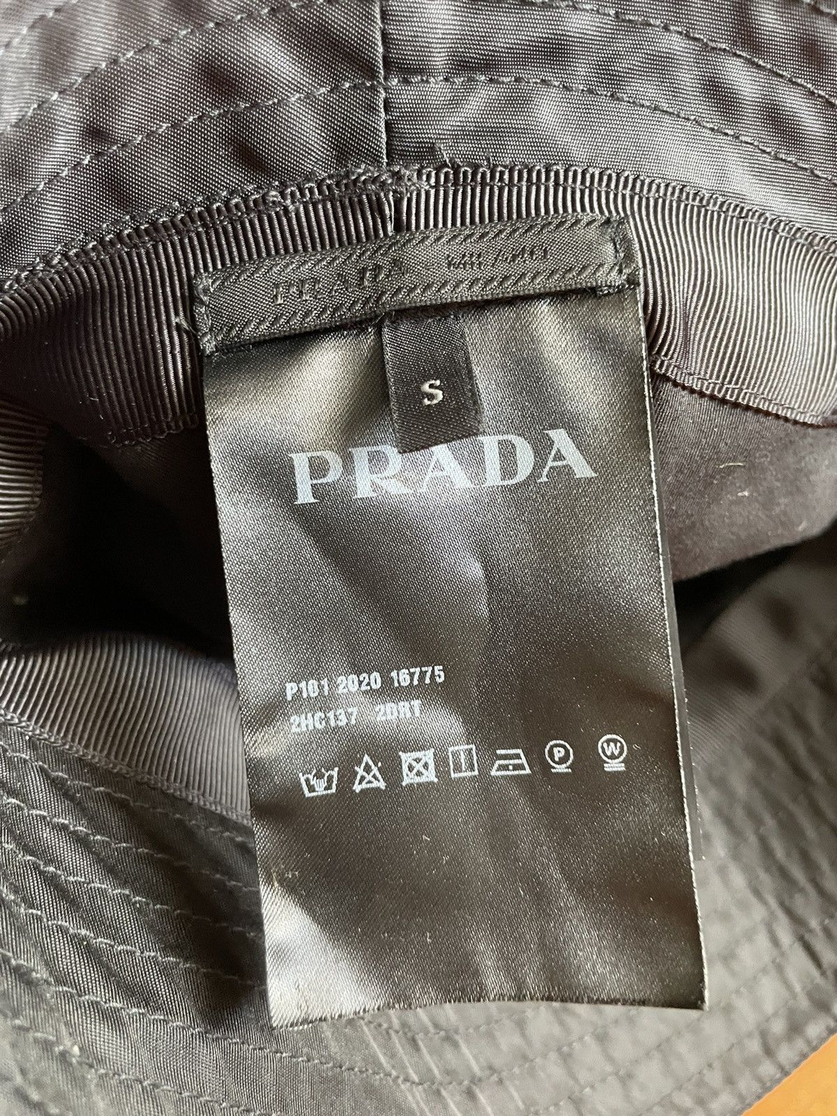 Prada Like new re-nylon Prada Bucket Hat Size ONE SIZE - 3 Thumbnail