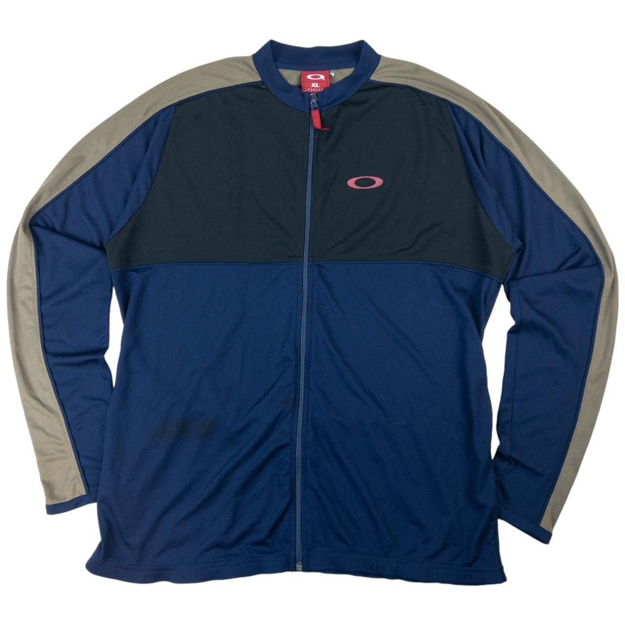 Oakley Vintage Oakley Zip Up Running Jacket Size XL Size US XL / EU 56 / 4 - 1 Thumbnail