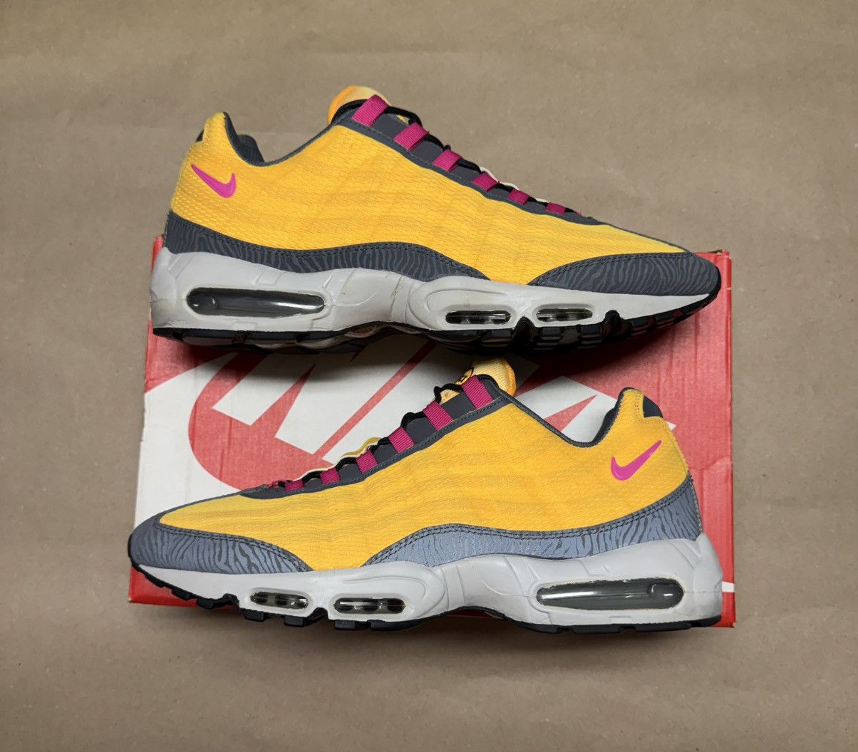 Nike Nike Air Max 95 Premium Tape Men’s size 14 running! Size US 14 / EU 47 - 1 Thumbnail