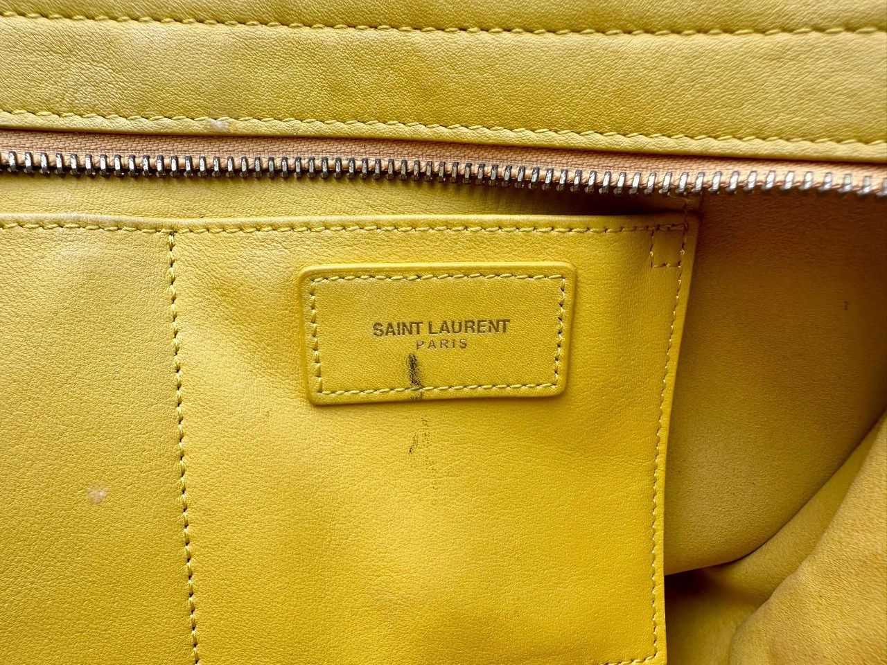 Yves Saint Laurent Authentic Yves Saint Laurent Smooth Small Y Cabas Tote Bag Size ONE SIZE - 8 Thumbnail