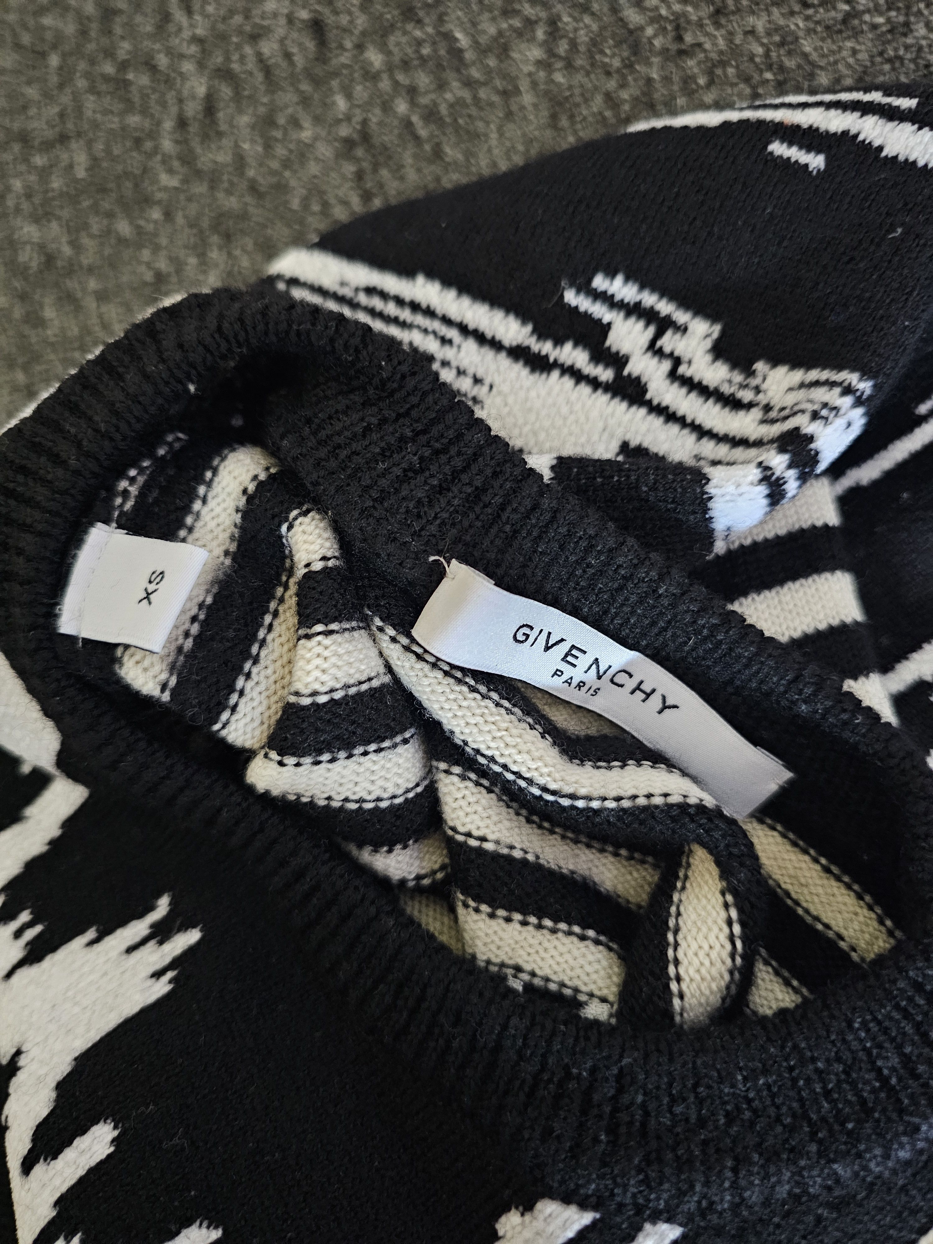 Givenchy Givenchy Unisex Striped Patchwork Wool Sweater Size XS Size US XS / EU 42 / 0 - 5 Thumbnail