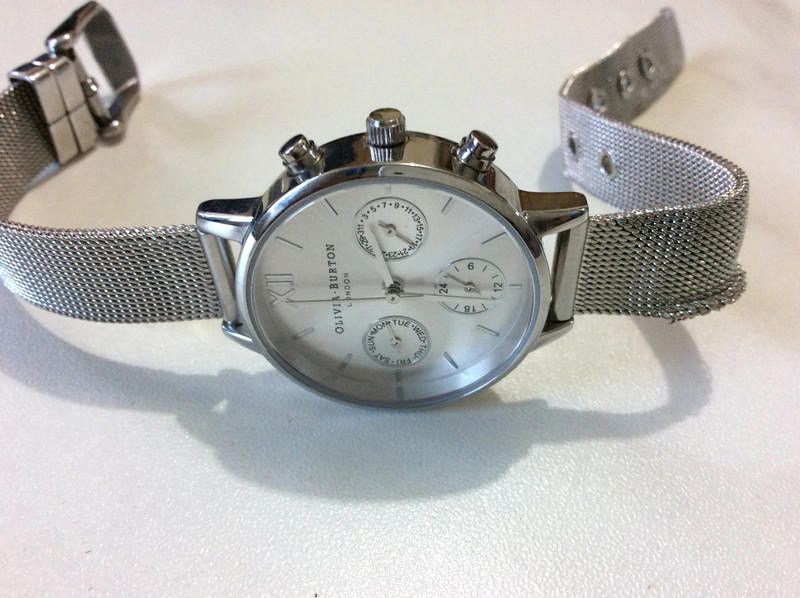 Designer Olivia silver dial mesh bracelet watch Size ONE SIZE - 3 Thumbnail