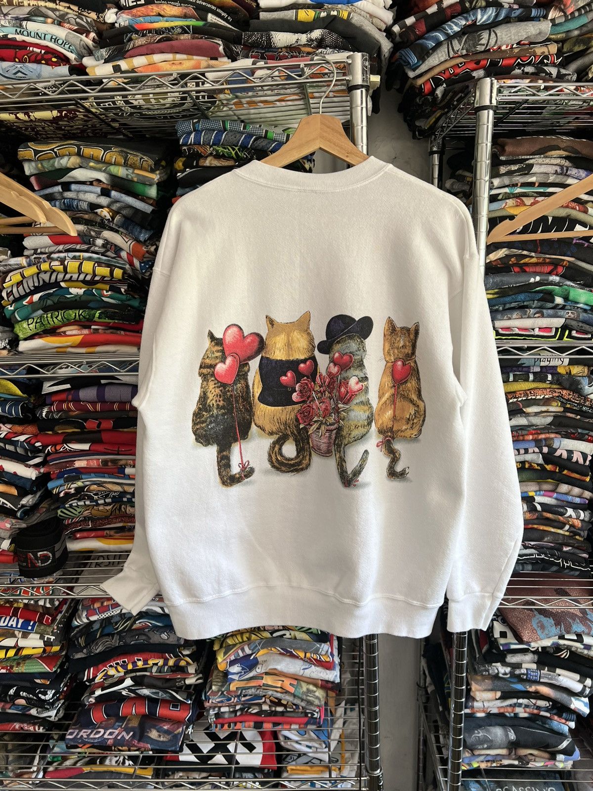 Arts & Science 90 Cats Valentines Love T-Shirt Loft Animal Granny Crewneck Size US L / EU 52-54 / 3 - 2 Thumbnail