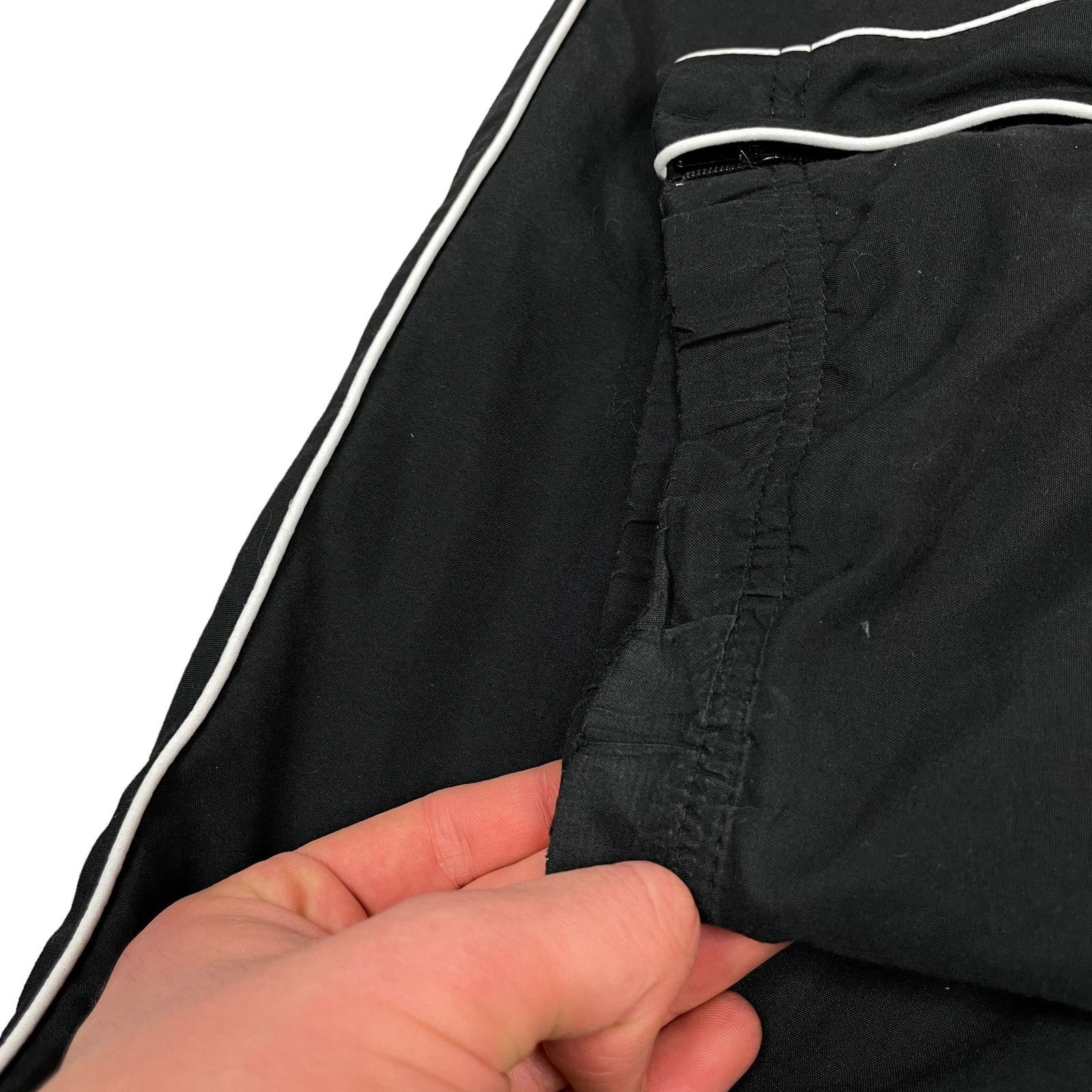 Nike × Vintage Nike Black Swoosh Drawstring Mesh Lined Track Pants Size US 30 / EU 46 - 5 Thumbnail