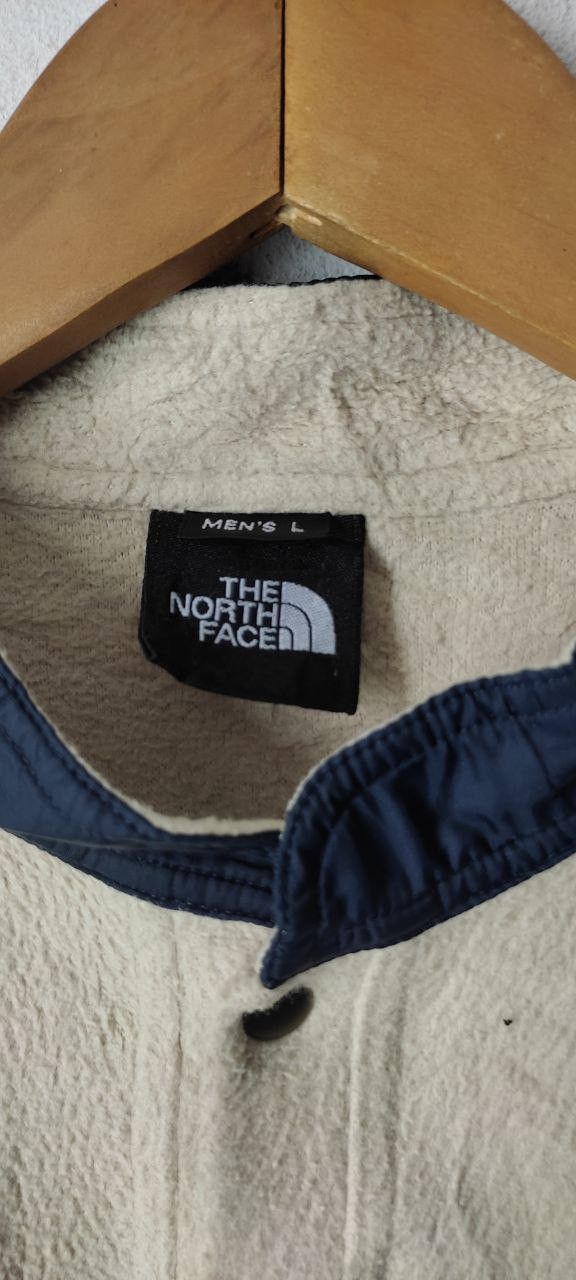 The North Face TNF THE NORTH FACE SNAP BUTTON SLEEVELESS JACKET Size US L / EU 52-54 / 3 - 8 Thumbnail