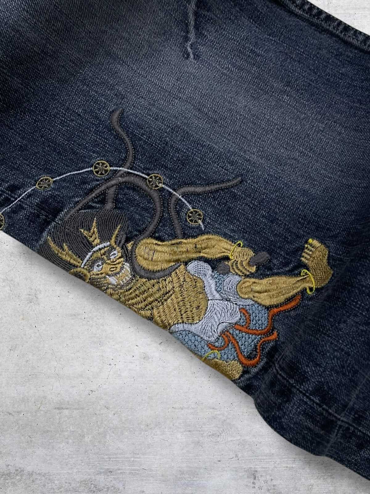 Japanese Brand VINTAGE KARAKURI TAMASHI RARE FIND EMBROIDERY GODFIGHT DENIM Size US 28 / EU 44 - 8 Thumbnail