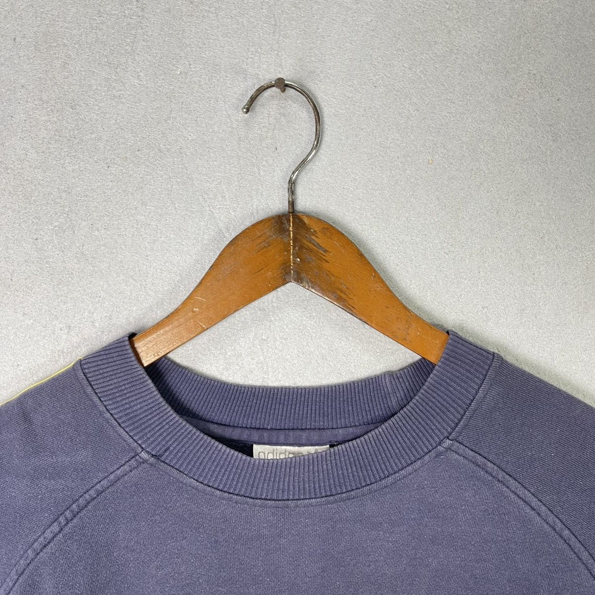 Adidas Vintage Adidas Trefoil Crewneck Sweatshirt Size US M / EU 48-50 / 2 - 2 Thumbnail
