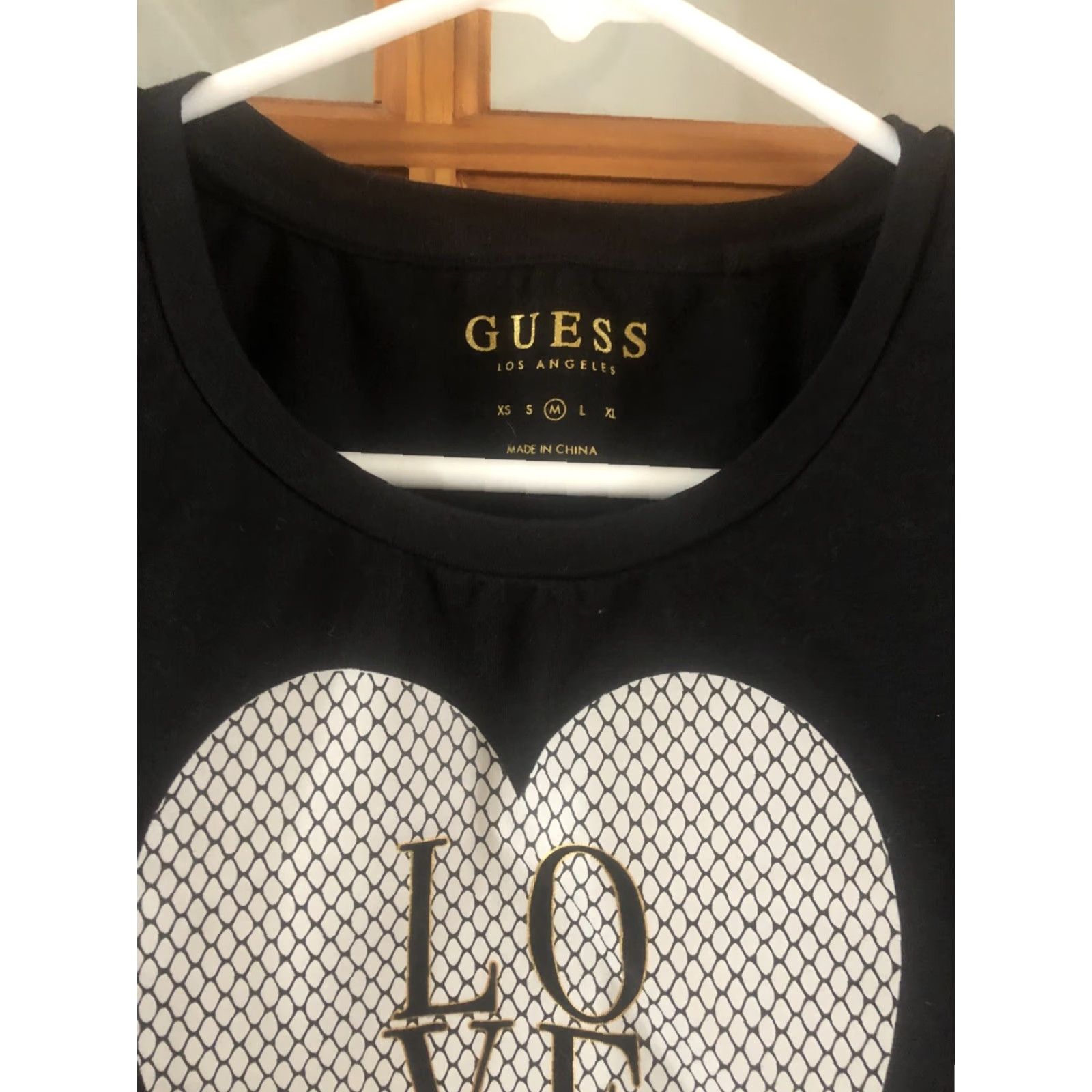 Guess GUESS T-Shirt Womens M Black Heart Logo Graphic Tee Top Size M / US 6-8 / IT 42-44 - 3 Thumbnail