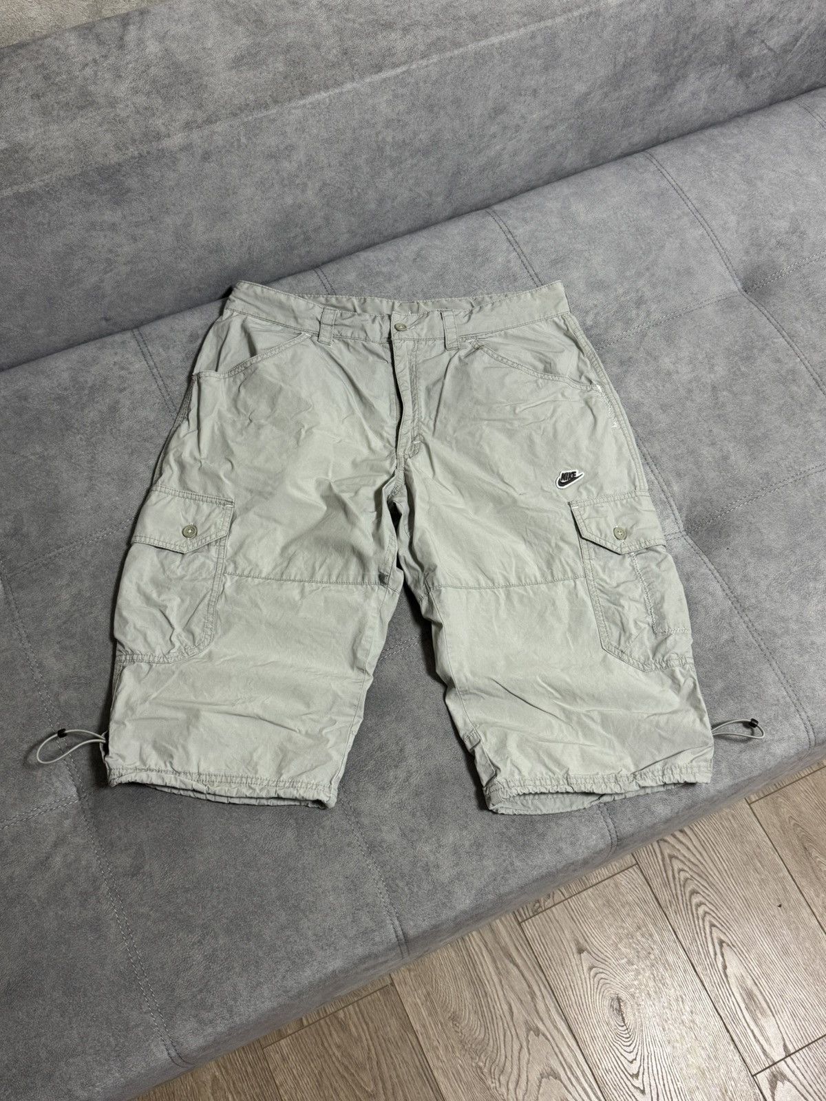 Nike Vintage Nike cargo Y2K shorts size M baggy military style Size US 32 / EU 48 - 2 Thumbnail