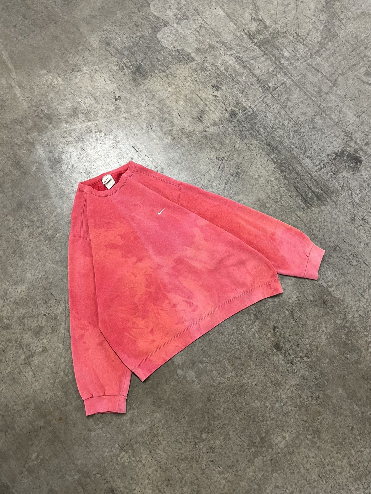 Vintage Nike vintage 90s sun faded boxy fit crewneck hype rare Size US XL / EU 56 / 4 - 2 Thumbnail