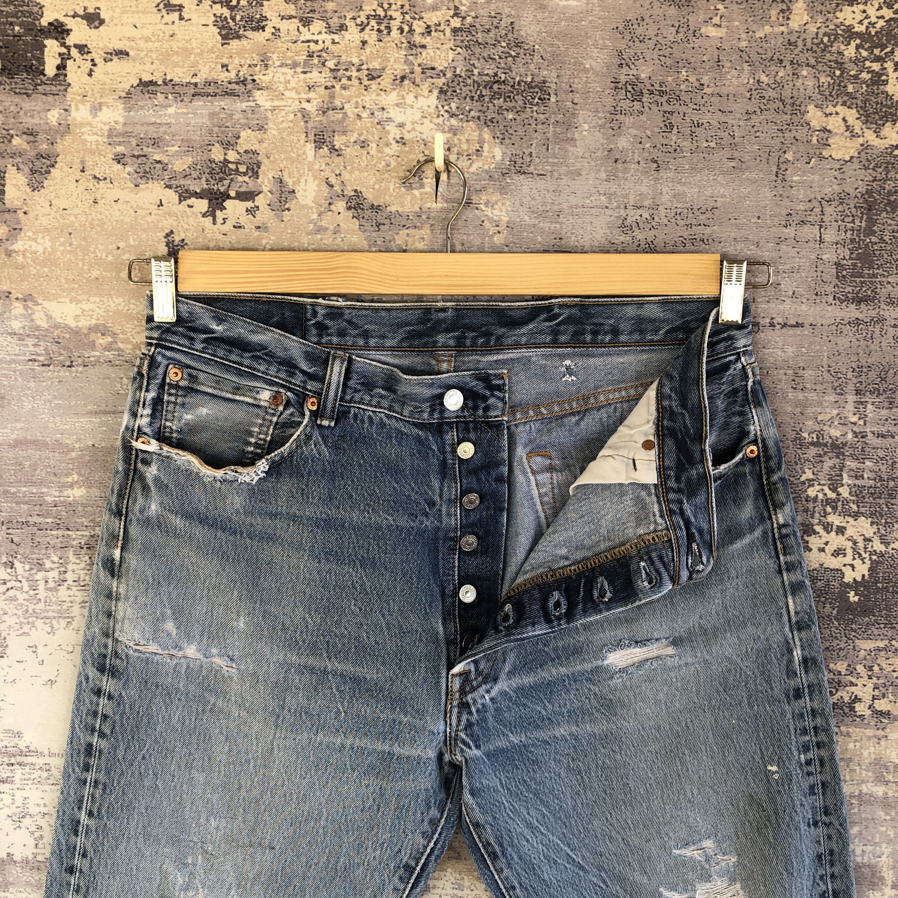Levi's Vintage Distressed Levis 501 Blue Jeans Levi's Faded Denim Size US 34 / EU 50 - 6 Thumbnail