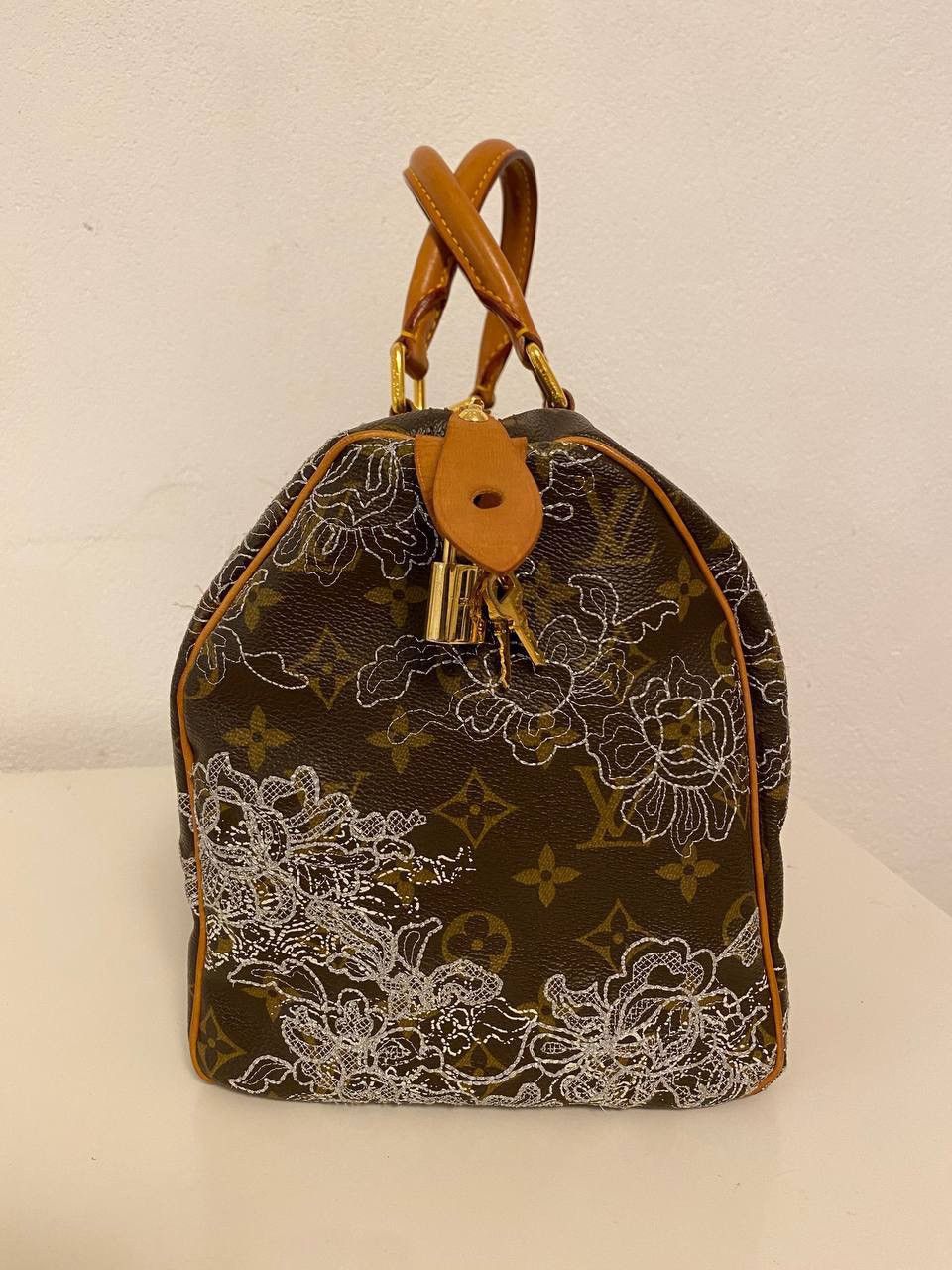 Louis Vuitton Louis Vuitton Monogram Dentelle Speedy 30 monogram wie neu Size ONE SIZE - 8 Thumbnail