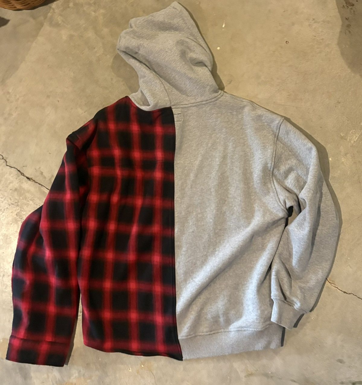 Revenge Inferno flannel zip heather grey/red Size US XXL / EU 58 / 5 - 2 Thumbnail