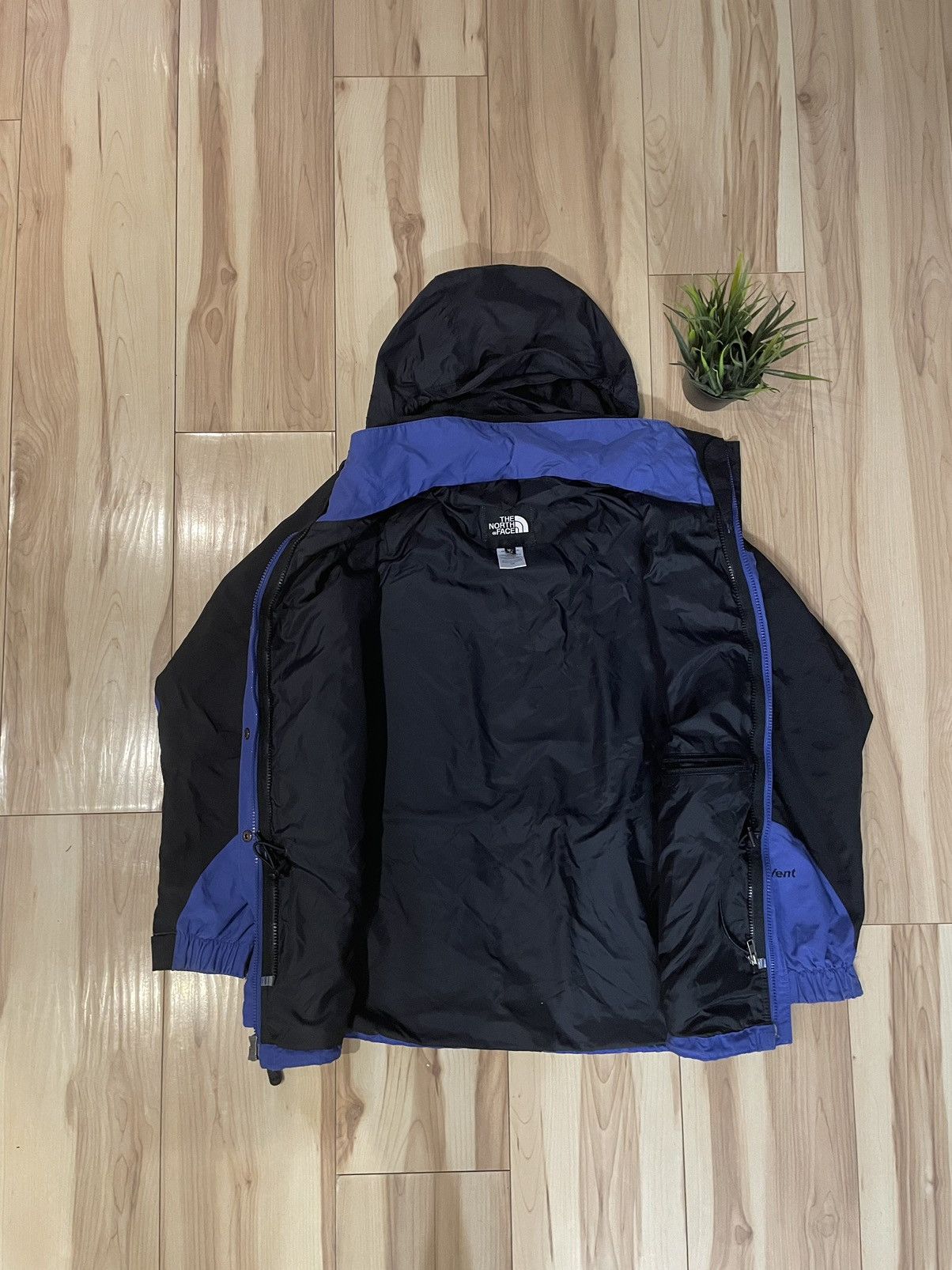 The North Face × Vintage Vintage 90 s Jacket The North Face Hyvent Outdoor Ski Size M / US 6-8 / IT 42-44 - 9 Thumbnail
