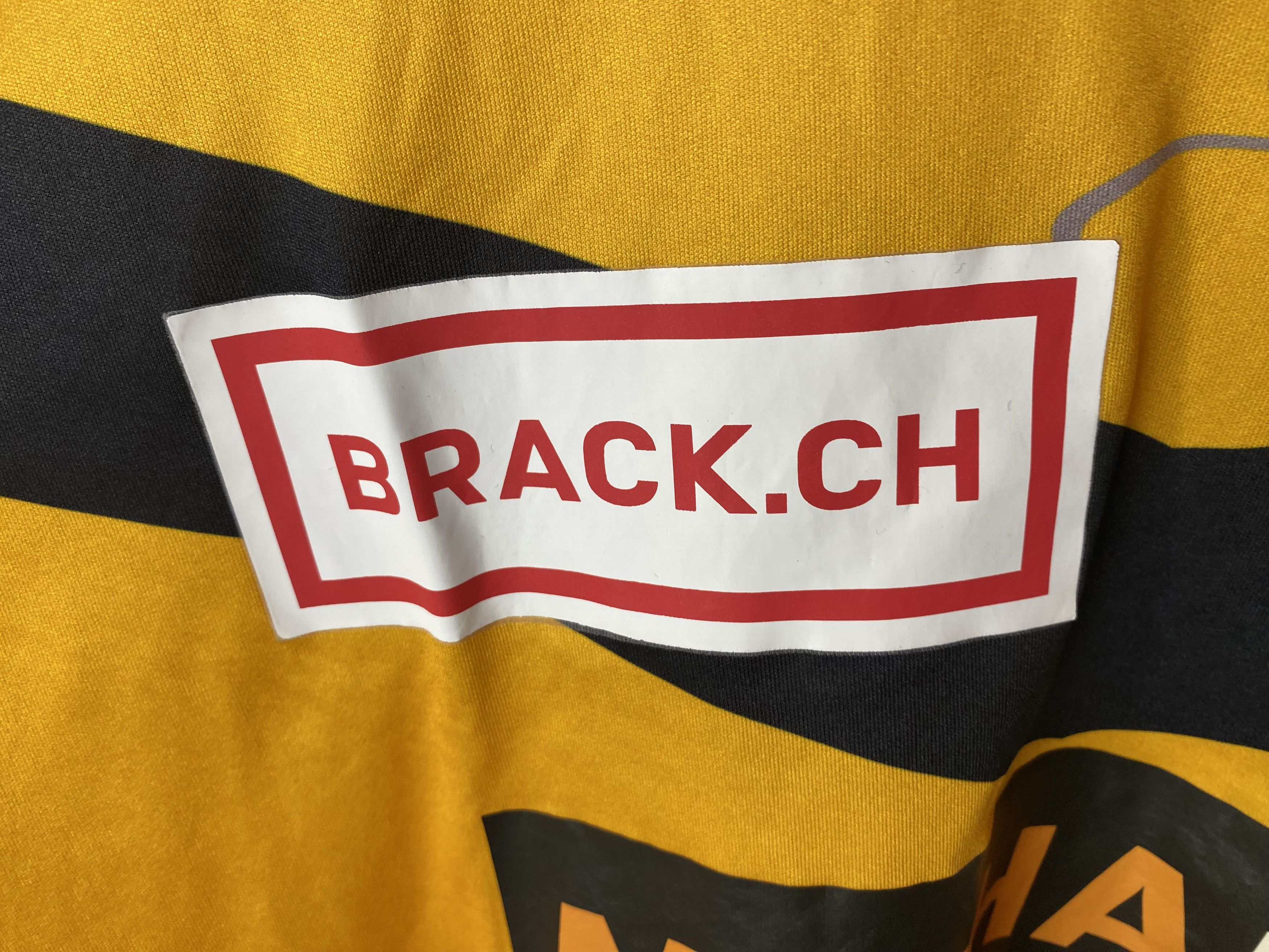 UEFA FC SCHAFFHAUSEN 2017 2018 HOME FOOTBALL SOCCER VEST JACKET Size US M / EU 48-50 / 2 - 5 Thumbnail