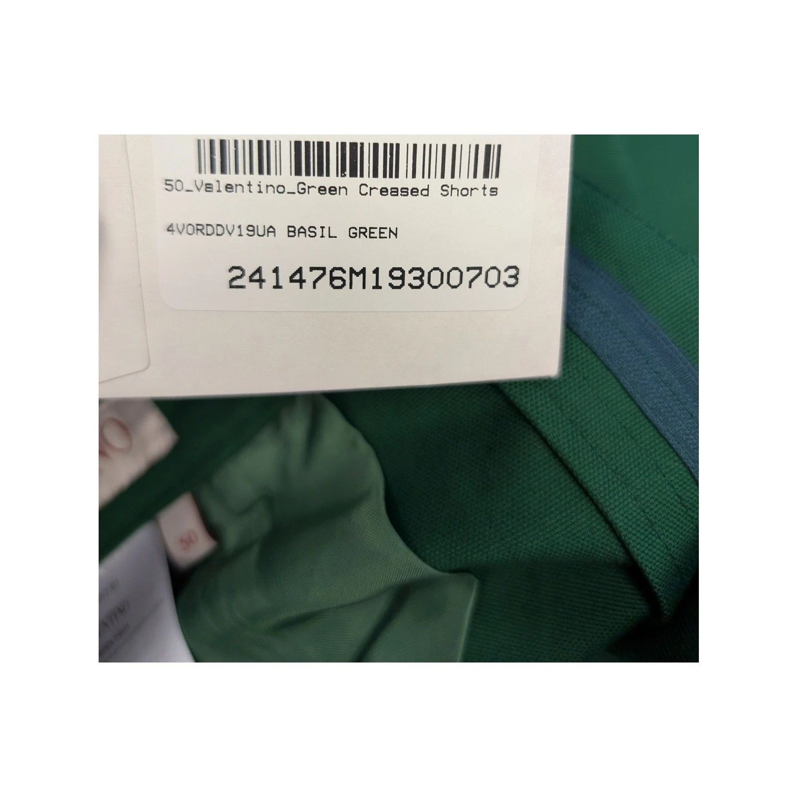 Valentino o1rshd1 CC20 Valentino Green Creased Shorts in Basil Green Size US 34 / EU 50 - 17 Thumbnail