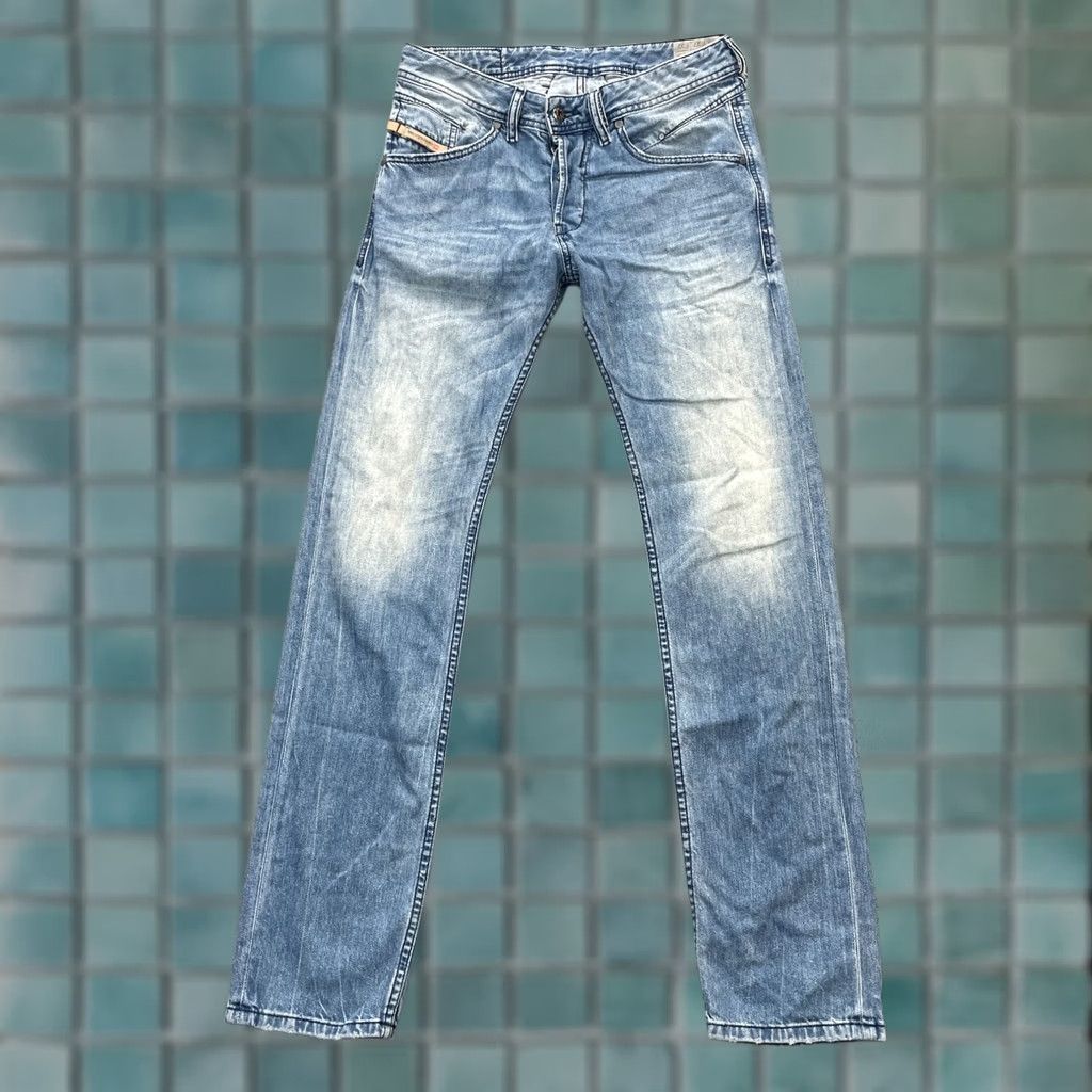 Diesel Diesel Jeans Mens 27x32 Blue Belther Regular Slim Tapered Denim 5-Pocket City Casual Mens Jeans Blue Size US 27 - 1 Thumbnail
