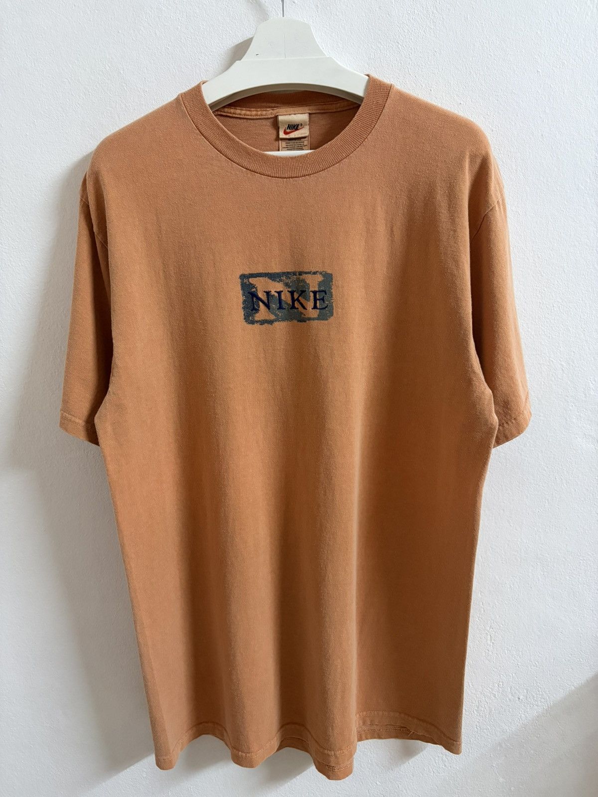 Nike Vintage Nike T-shirt Size US L / EU 52-54 / 3 - 3 Thumbnail