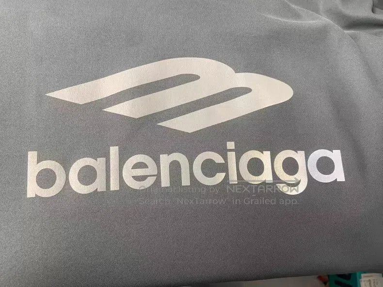 Balenciaga Balenciaga Pattern Printed V-neck Ski Jacket Gray Size US M / EU 48-50 / 2 - 3 Thumbnail