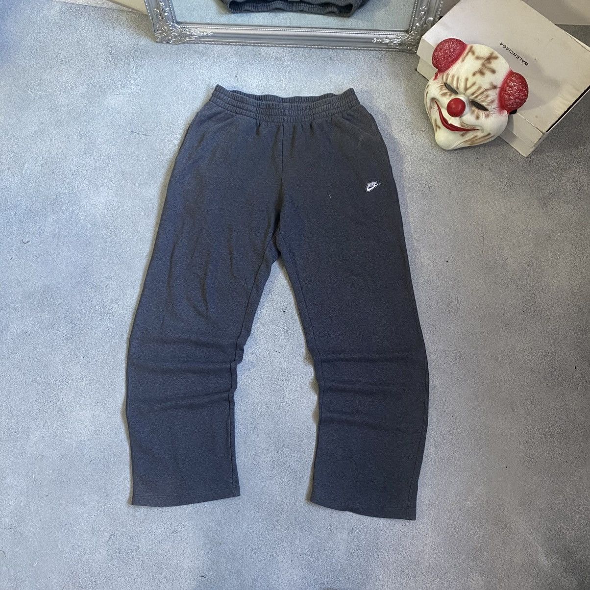 Nike Vintage Y2K Nike Sweatpants Size US 32 / EU 48 - 1 Thumbnail