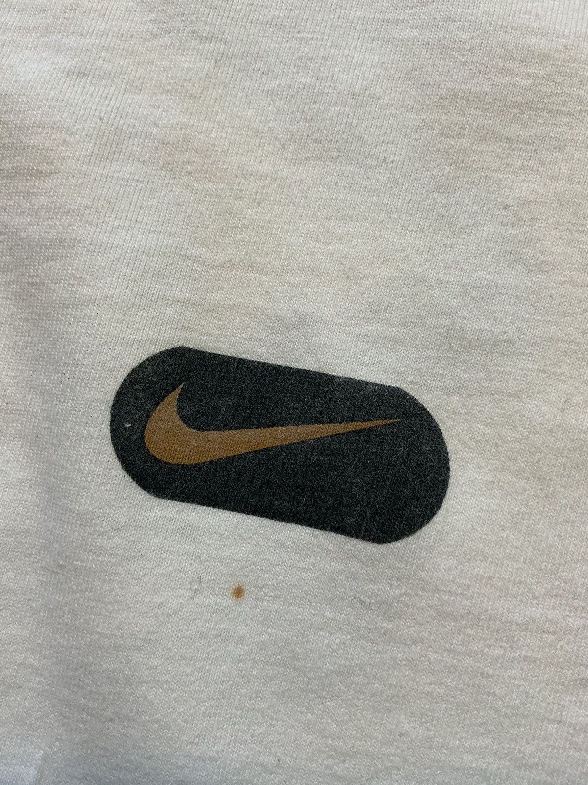 Nike VTG 90s Y2K Nike Basketball Tornado Twist Tank Top T-Shirt Size US XXL / EU 58 / 5 - 10 Thumbnail