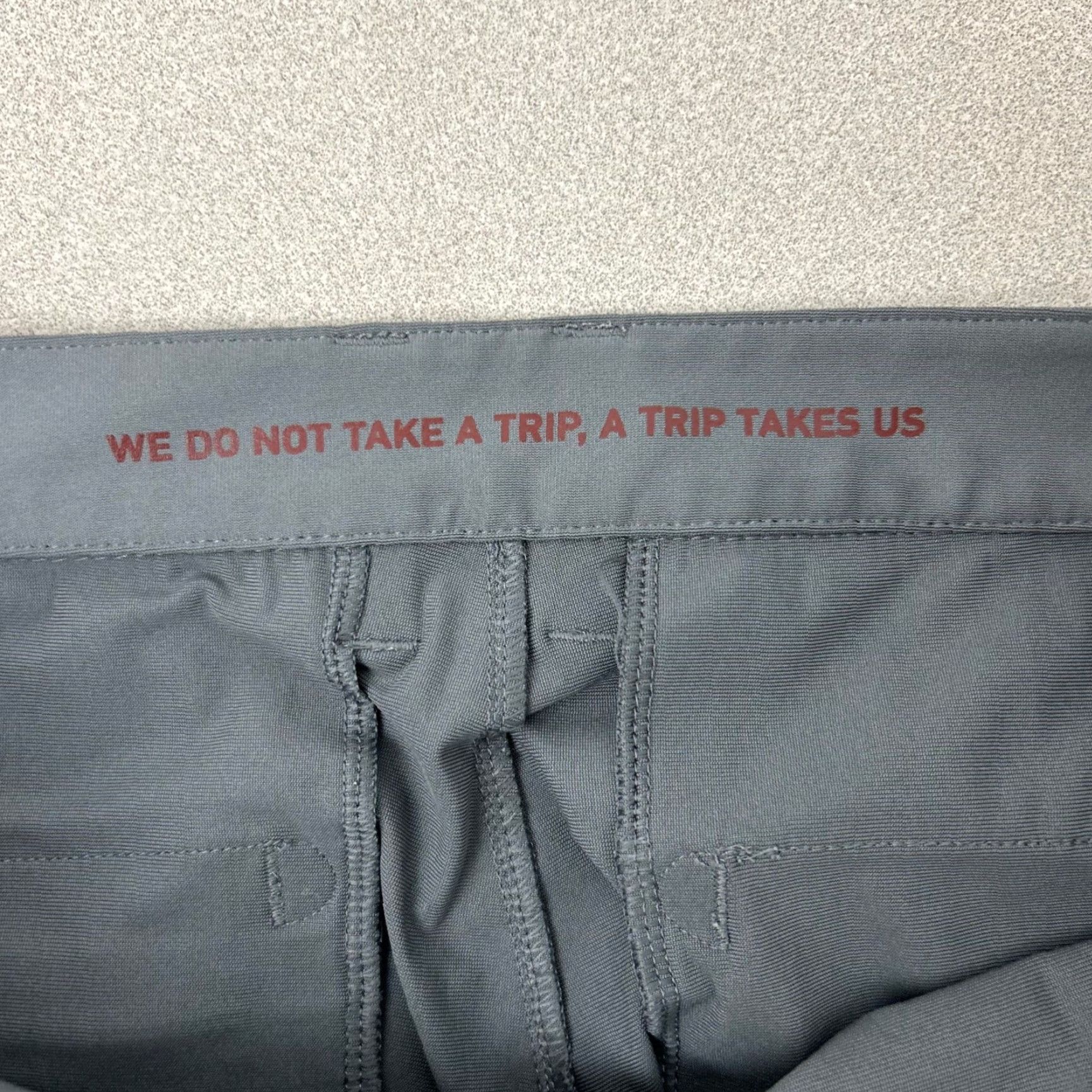 Rhone VINTAGE? No — ignore. Produce title: Rhone Commuter Pants Mens 32 Grey Technical Performance Trousers 100161 Size US 32 / EU 48 - 3 Thumbnail