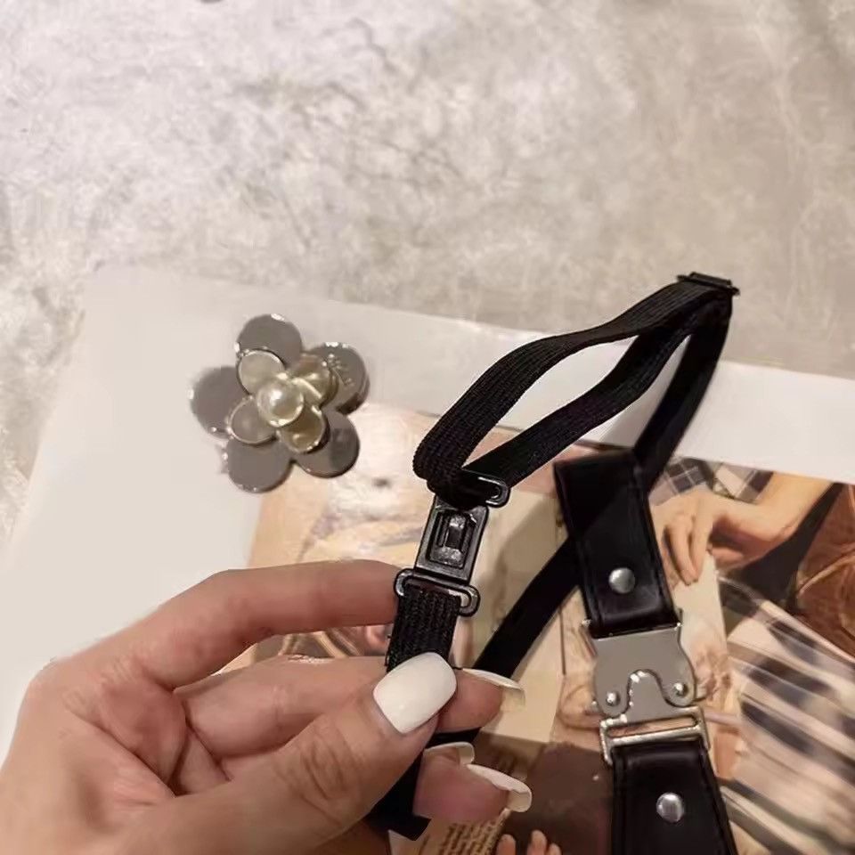 Japanese Brand × Leather Flower faux leather tie aesthetic Size ONE SIZE - 6 Thumbnail