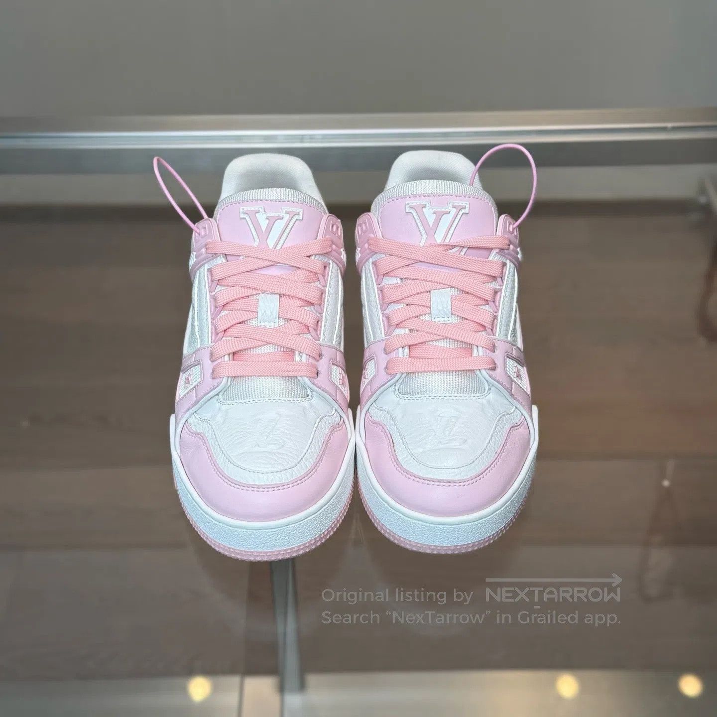 Louis Vuitton Louis Vuitton Trainer 25 White Powder shoes Size US 5.5 / IT 35.5 - 5 Thumbnail