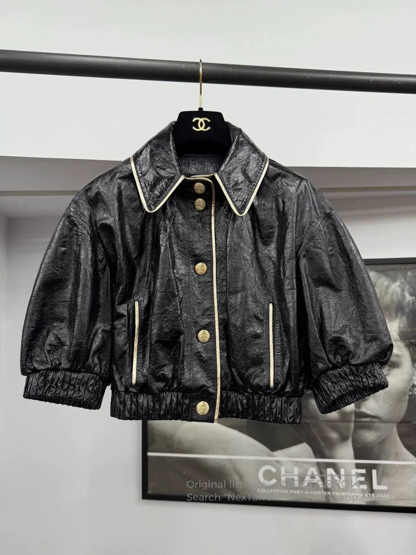 Chanel Chanel Black Short Leather Jacket. Size US M / EU 48-50 / 2 - 1 Thumbnail