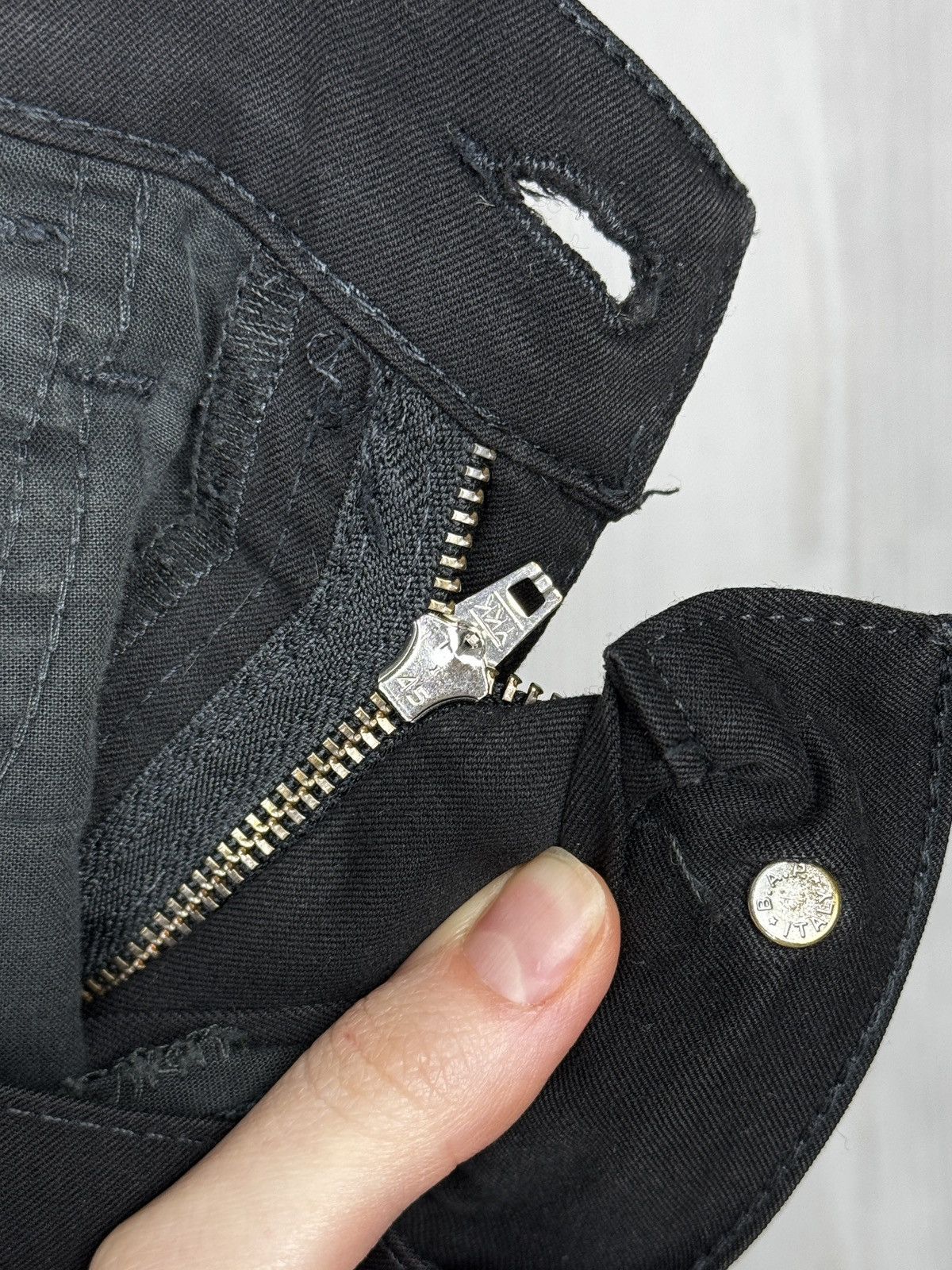 Valentino Valentino Jeans black lightweight casual straight pants 31 Size US 31 - 13 Thumbnail