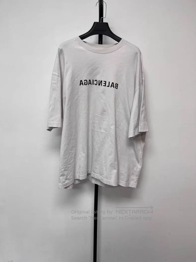 Balenciaga Balenciaga Logo Letter Printed Round Neck Short Sleeve T-S Size US XL / EU 56 / 4 - 1 Thumbnail