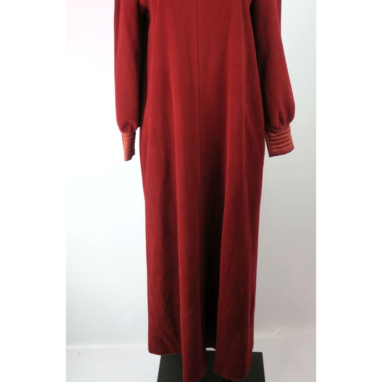 Vintage VTG Vanity Fair Rust Velour Long Robe Dress Warm House Coat Sz 12 Zip Womens 80s Gowns Brown Velvet Velour Vintage Housecoat Size XL / US 12-14 / IT 48-50 - 4 Thumbnail