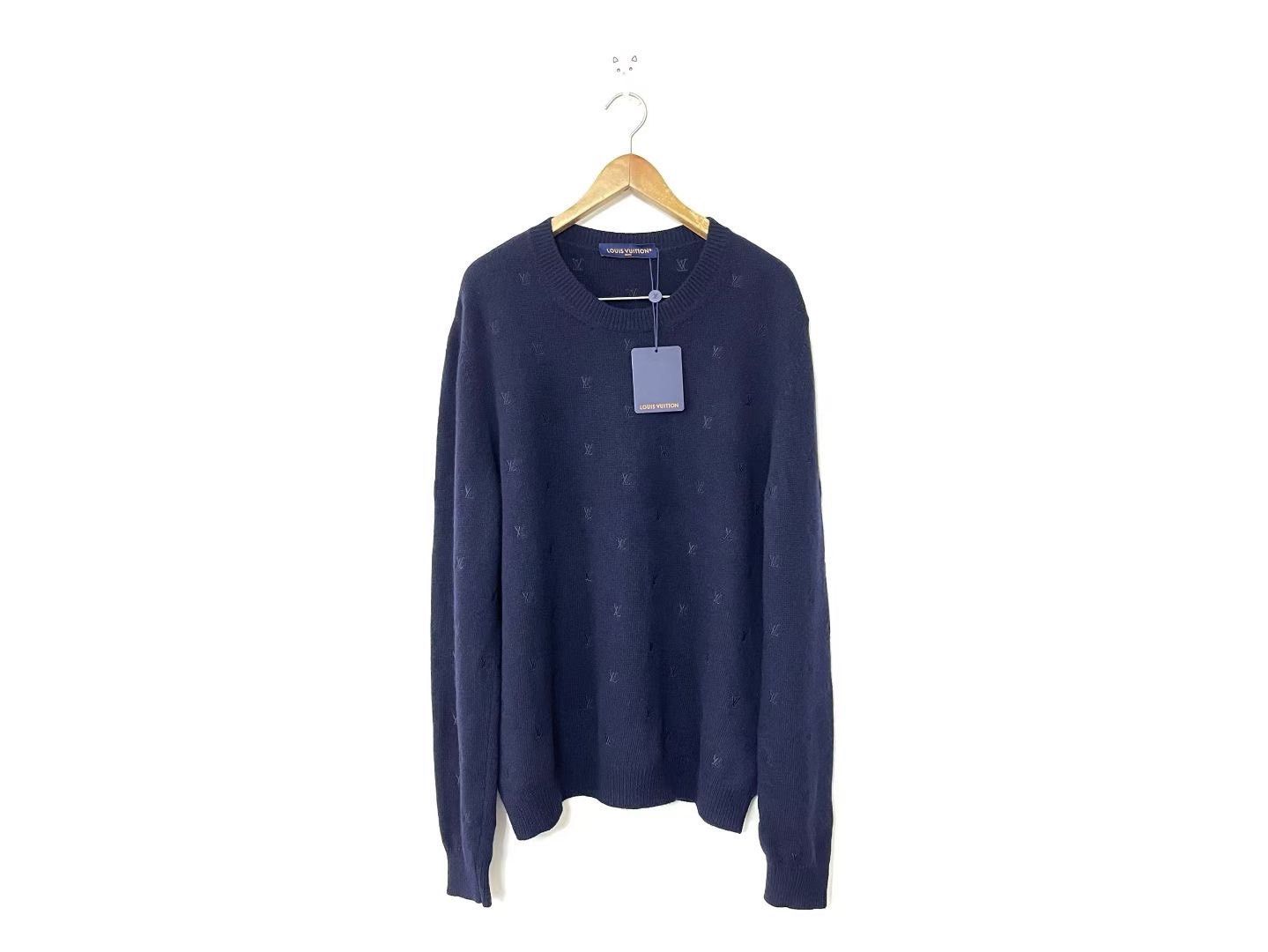 Louis Vuitton Louis Vuitton Retro Embroidered Blue Sweater m Men Size US M / EU 48-50 / 2 - 1 Thumbnail