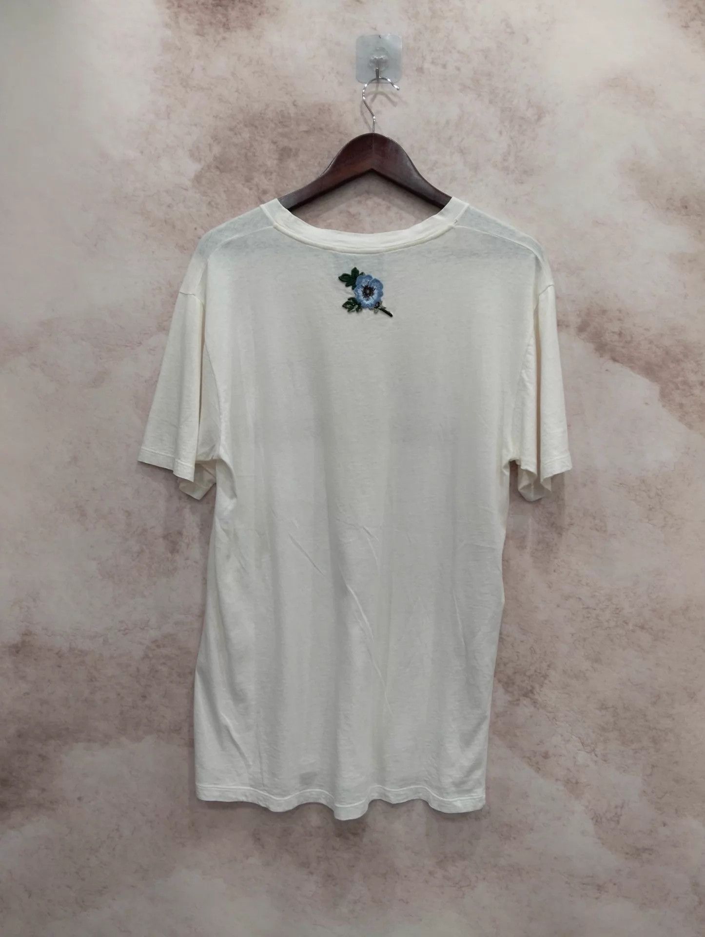 Gucci Gucci Double G Belt Distressed Short Sleeve Tee XS Size US XS / EU 42 / 0 - 2 Thumbnail