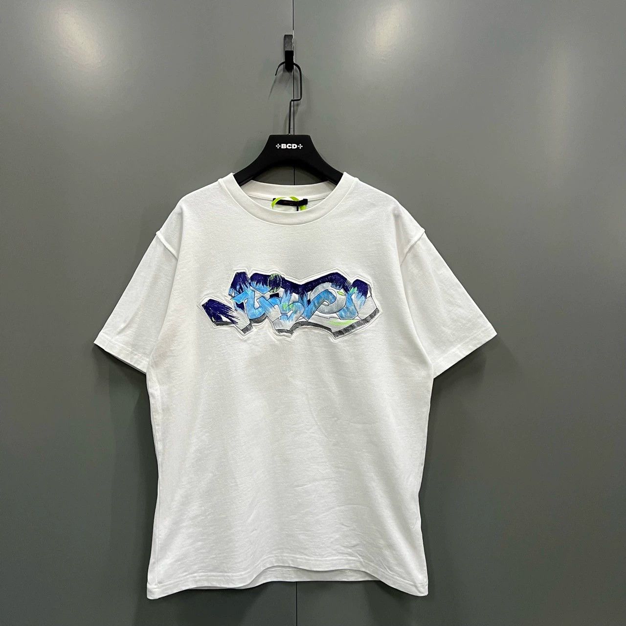 louis vuitton embroidered short sleeve shirt