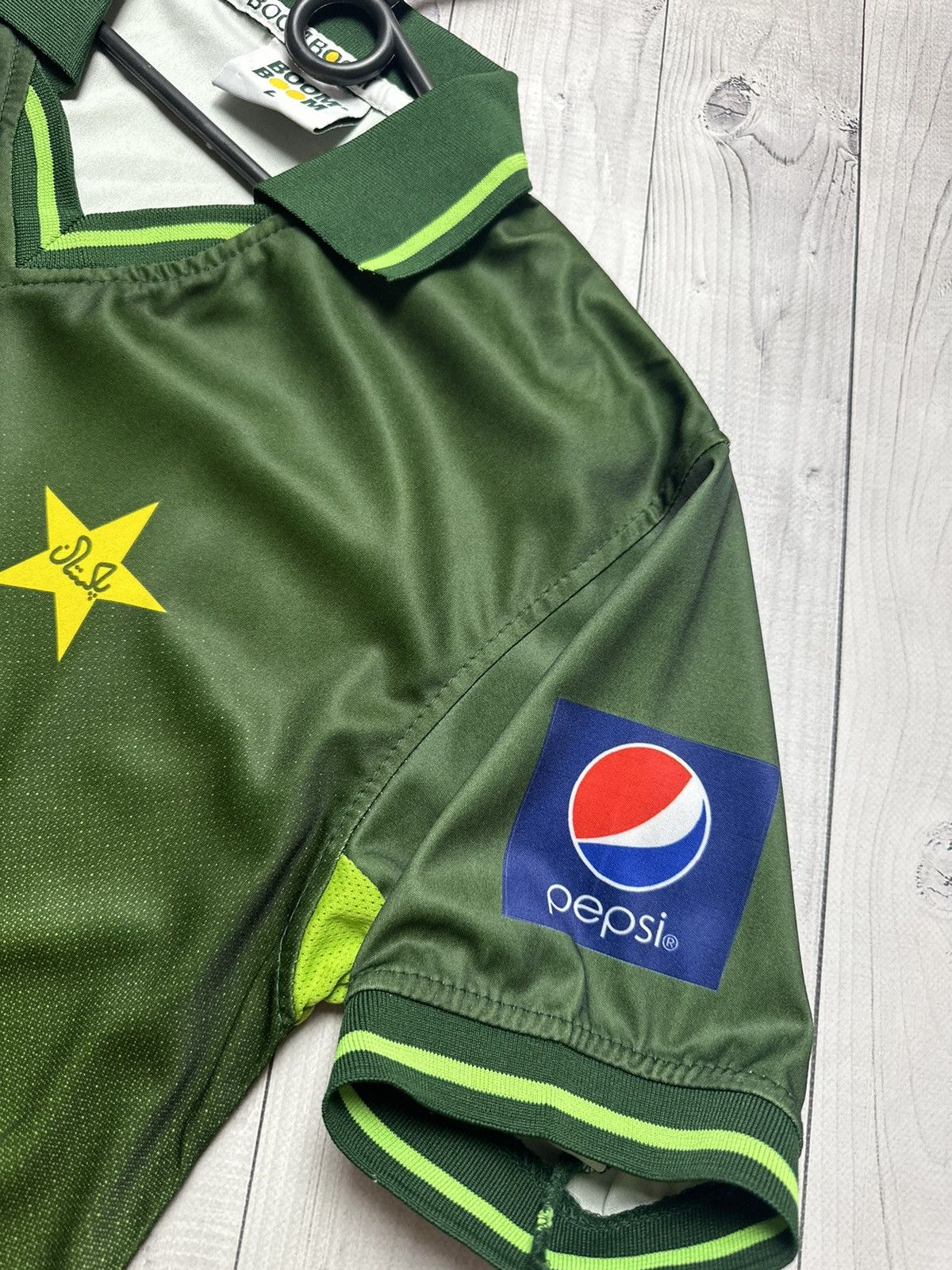 Vintage Vintage Pakistan cricket jersey size L green rare Size US L / EU 52-54 / 3 - 3 Thumbnail