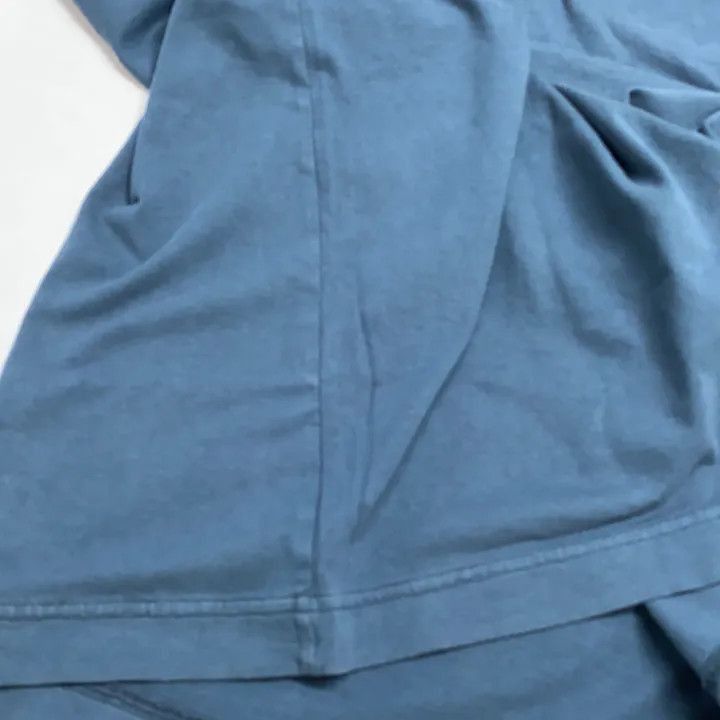 Balenciaga Balenciaga YEEZY x Gap x Balenciaga Dove 3/4 Sleeve Tee -2 Size US L / EU 52-54 / 3 - 6 Thumbnail