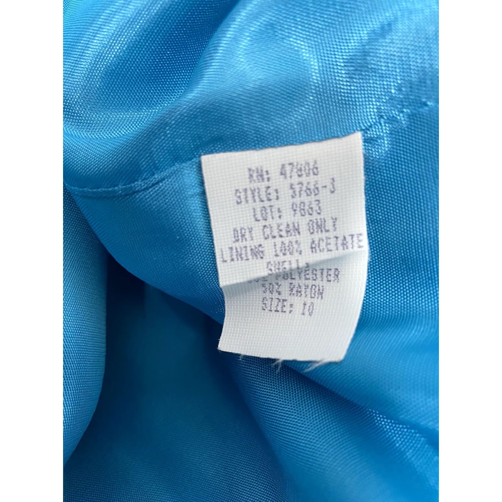 Vintage VTG Lynn Greene Blazer Women’s 10 Notch Lapel Single Button Jacket Solid Blue Mid-Length Lined Polyester Rayon Size L / US 10 / IT 46 - 6 Thumbnail
