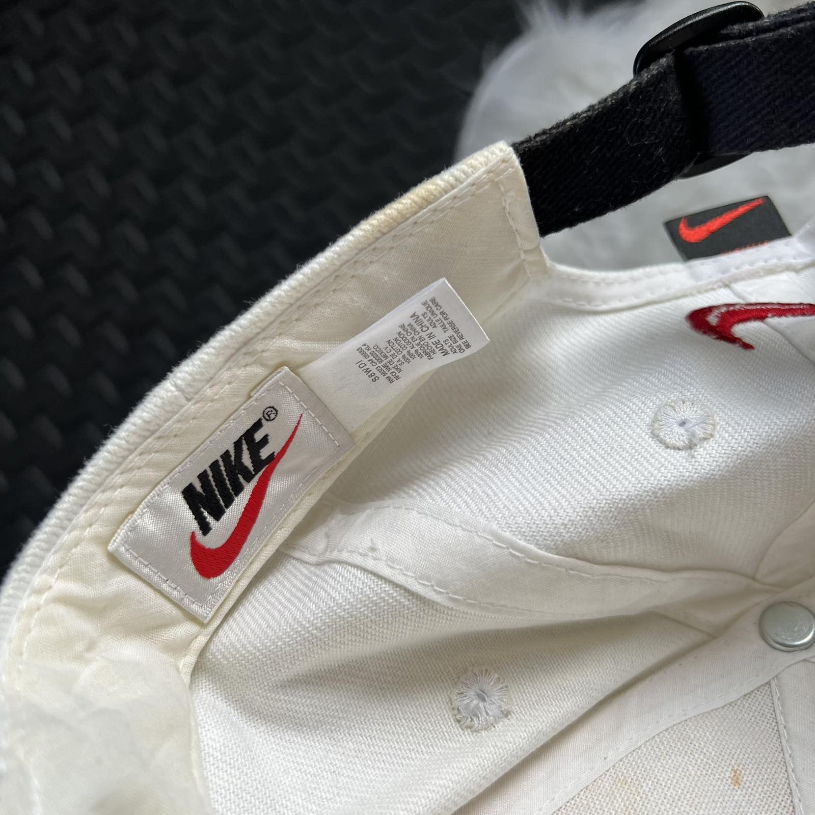 Vintage Vintage Nike Air Swoosh 90s Cap Size ONE SIZE - 7 Thumbnail
