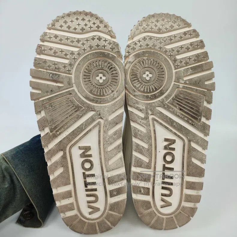 Louis Vuitton Louis Vuitton Trainer Little Fat Ding White Sneakers Size US 8.5 / EU 41-42 - 6 Thumbnail