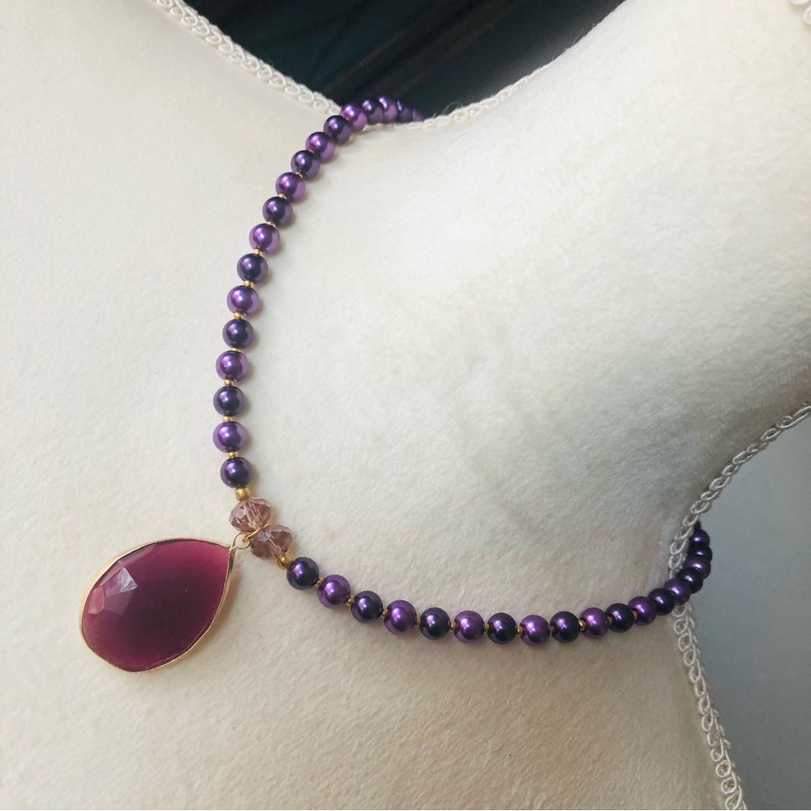 Handmade Handcrafted repurpose framed purple raindrop Pearl necklace Size ONE SIZE - 1 Thumbnail